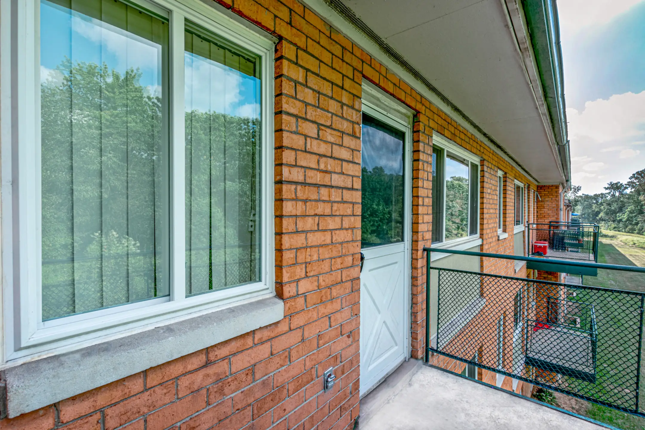 Fountain Park 5122 Kenilworth Ave Hyattsville, MD Apartments for