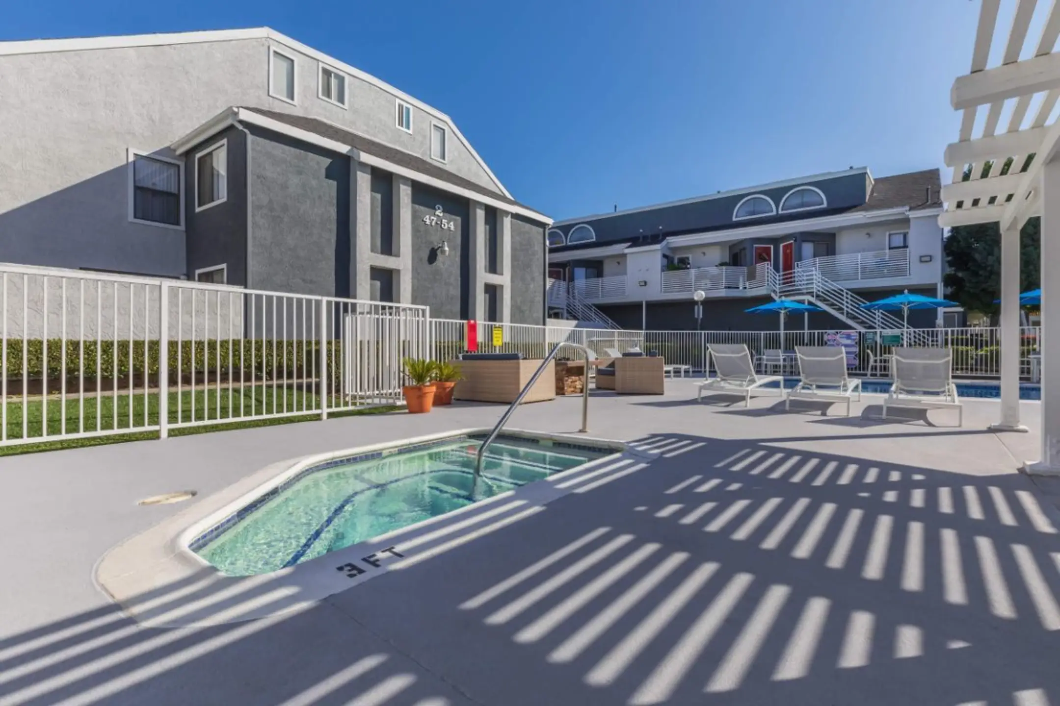 Madison Park Apartments - Riverside, CA