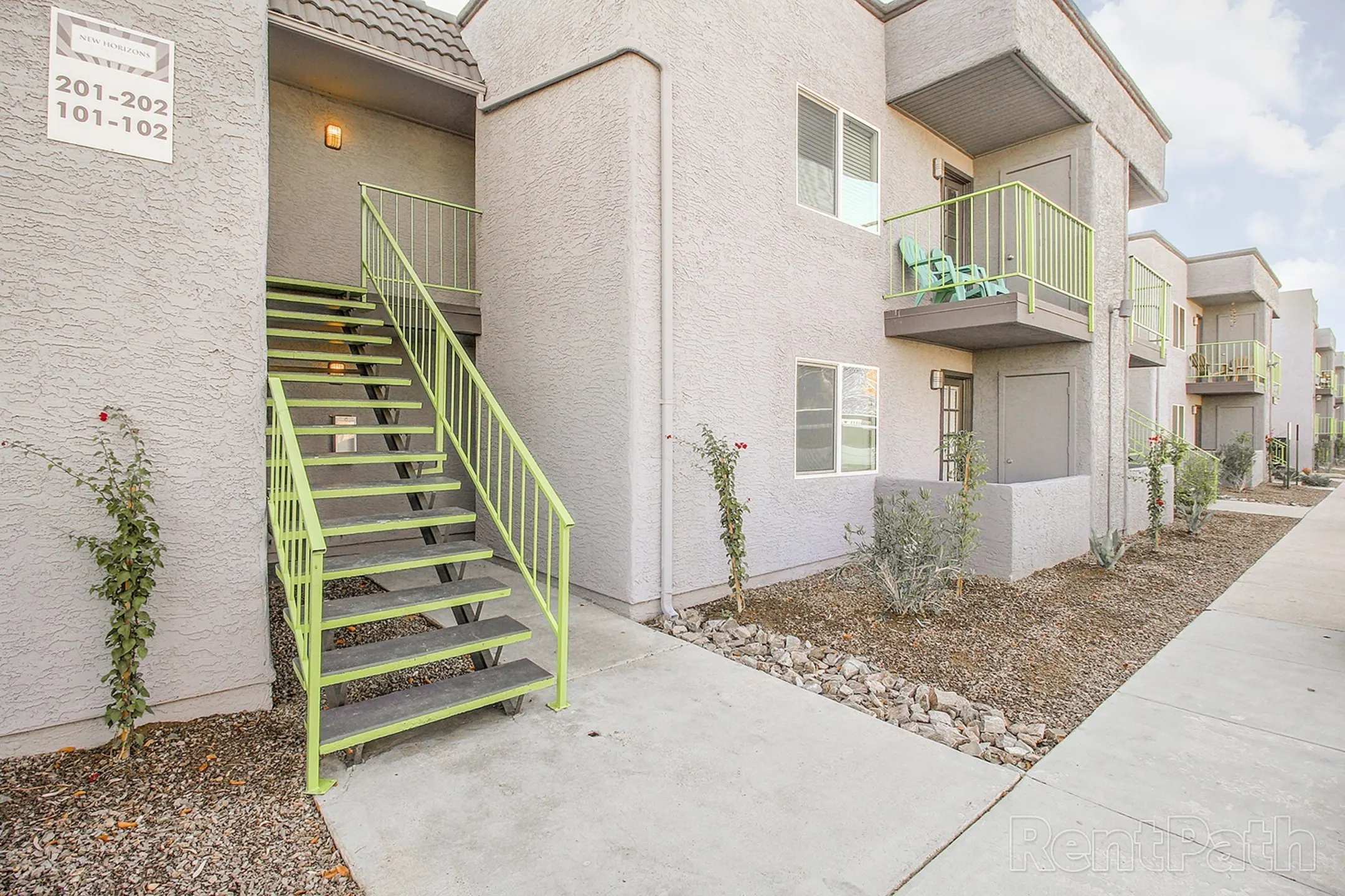 Building - New Horizons Apartments - Phoenix, AZ