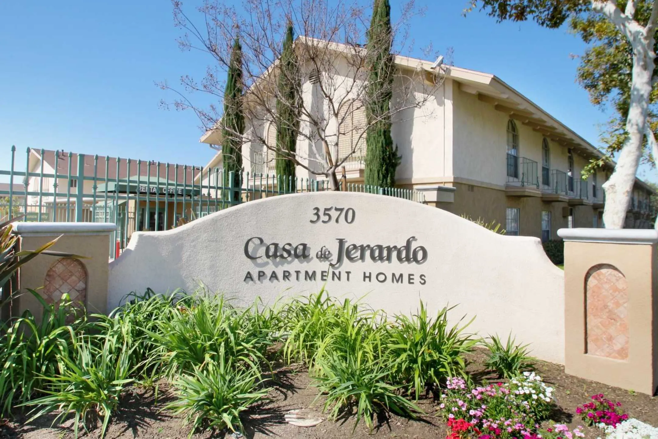 Community Signage - Casa De Jerardo - Riverside, CA