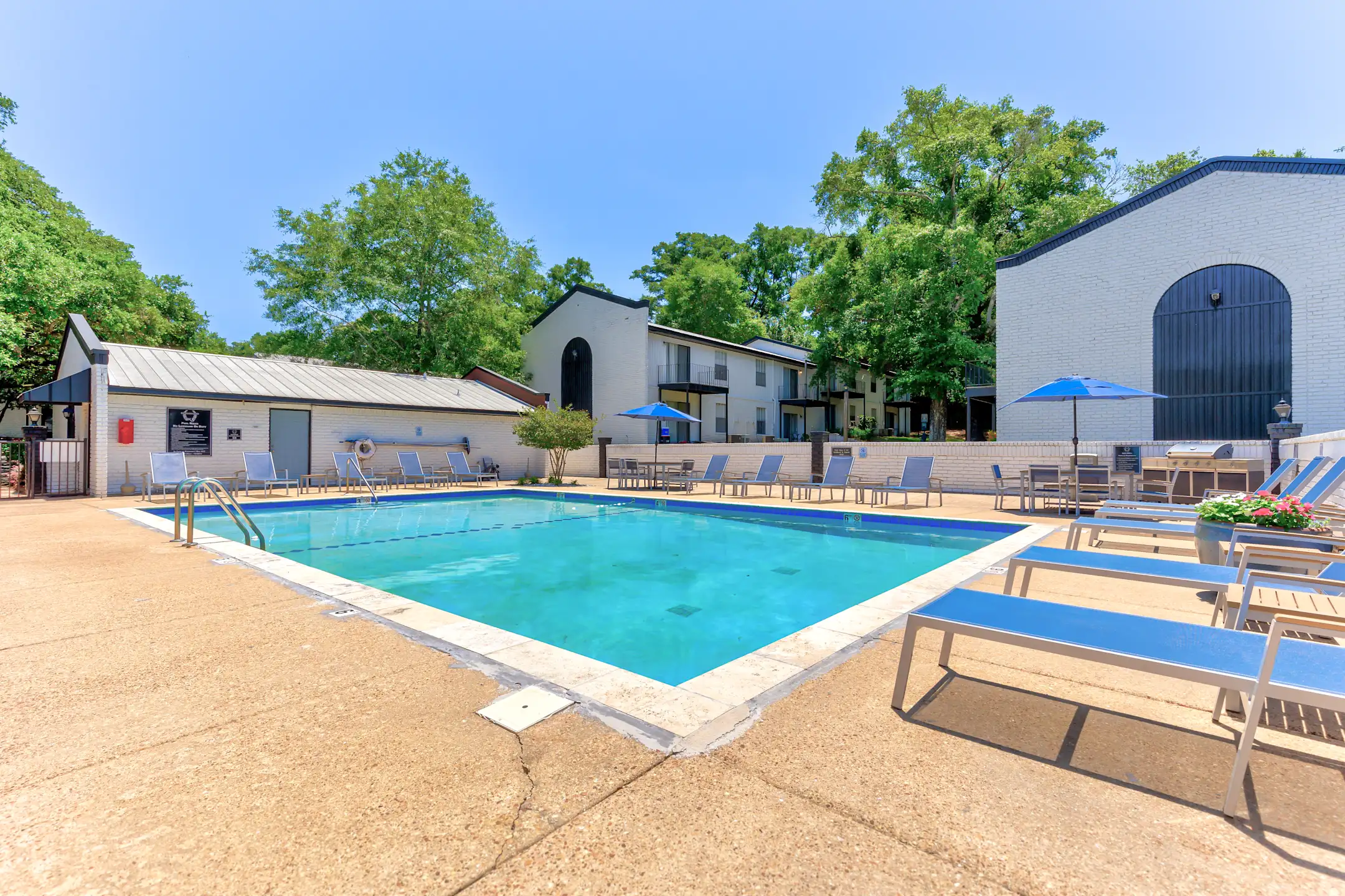 Kingswood Apartments & Townhomes Apartments Mobile, AL 36608