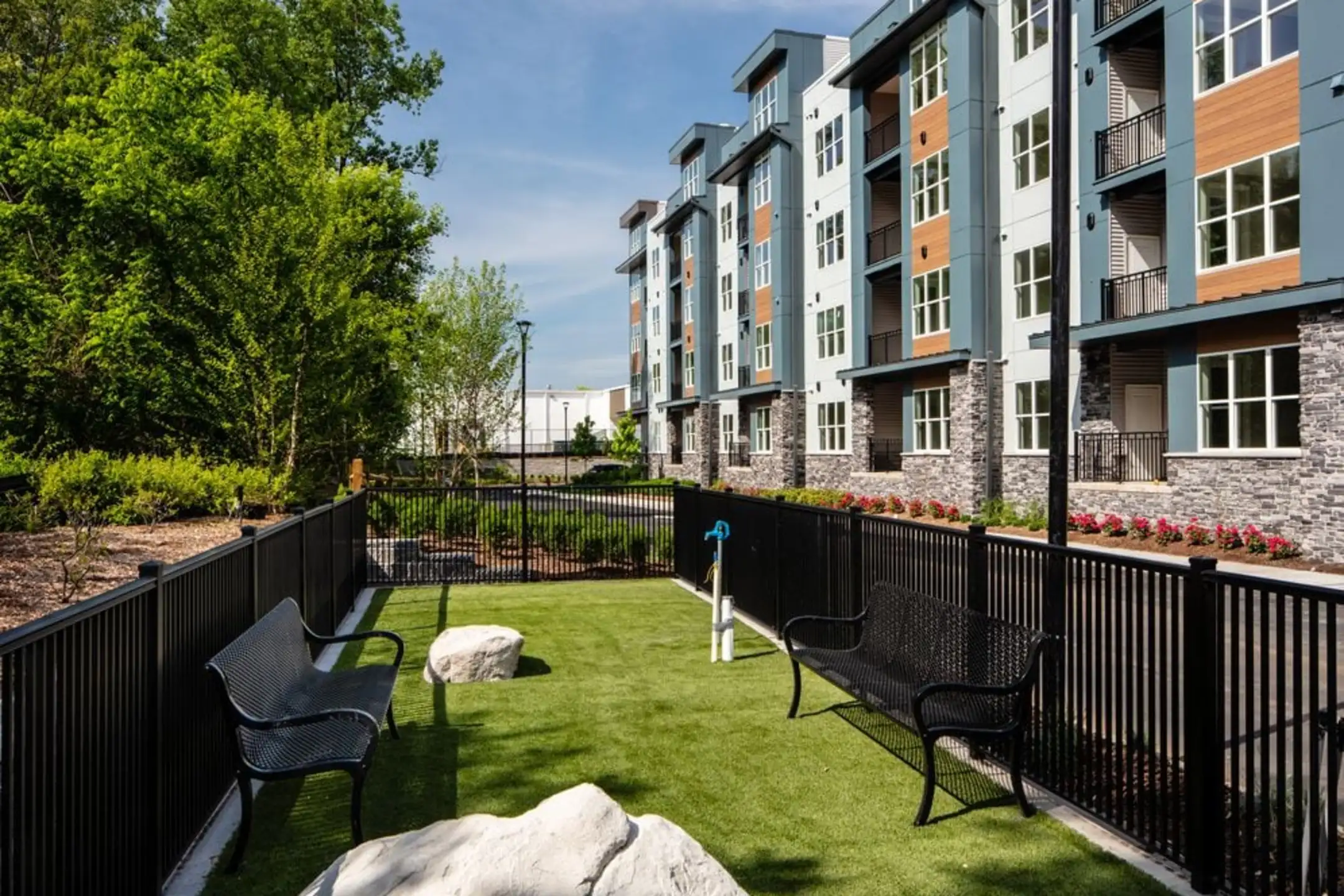 Avalon Teaneck Apartments Teaneck, NJ 07666