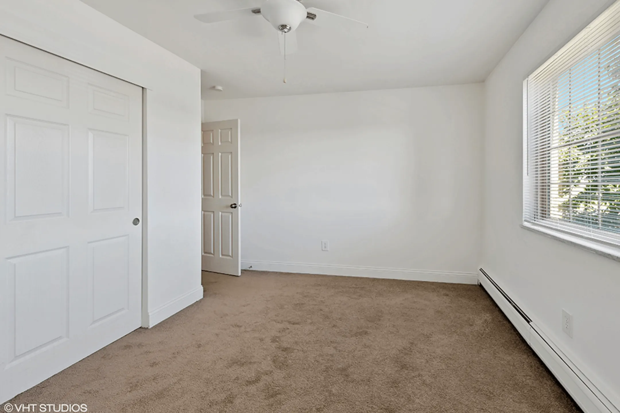 Lakota Lake Apt