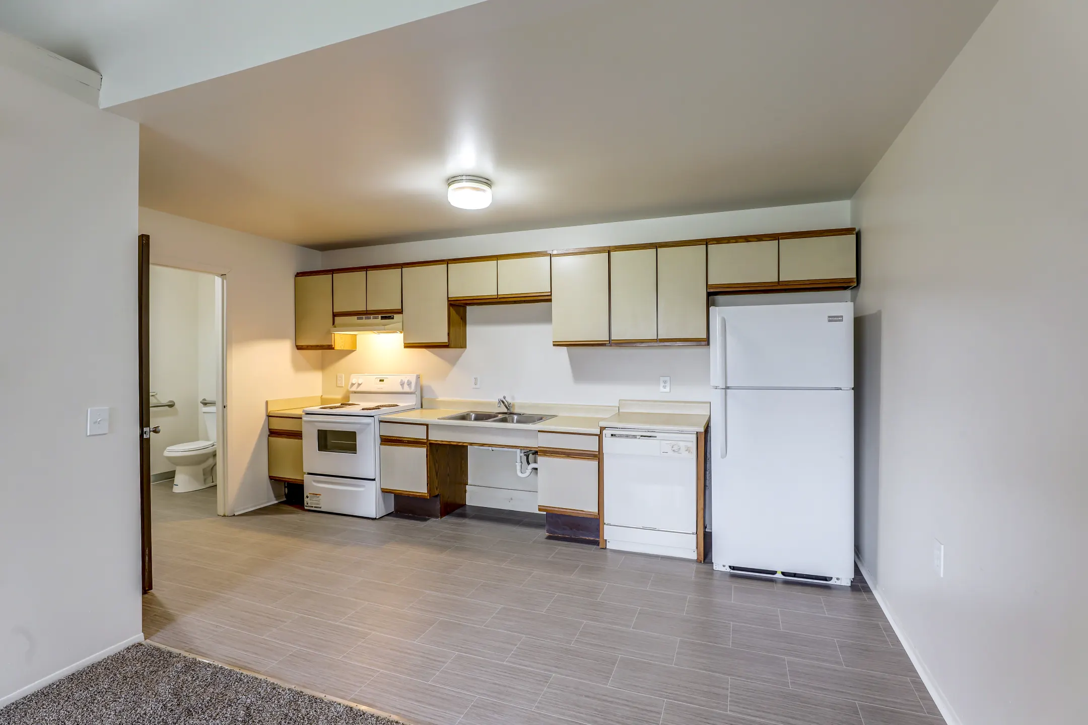 Green Pine Acres Apartments Flint, MI 48519