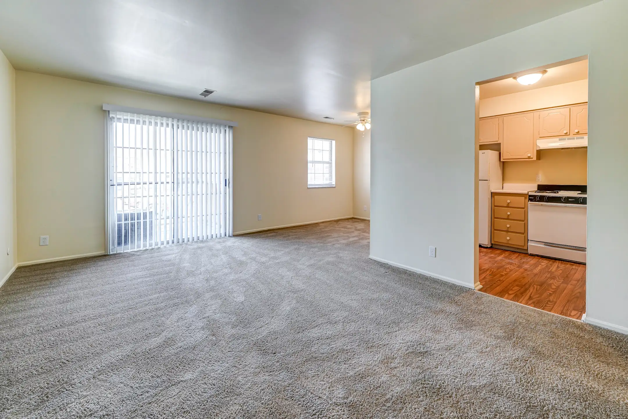 Broad Ripple Trails 5220 Luzzane Ln Indianapolis, IN Apartments for