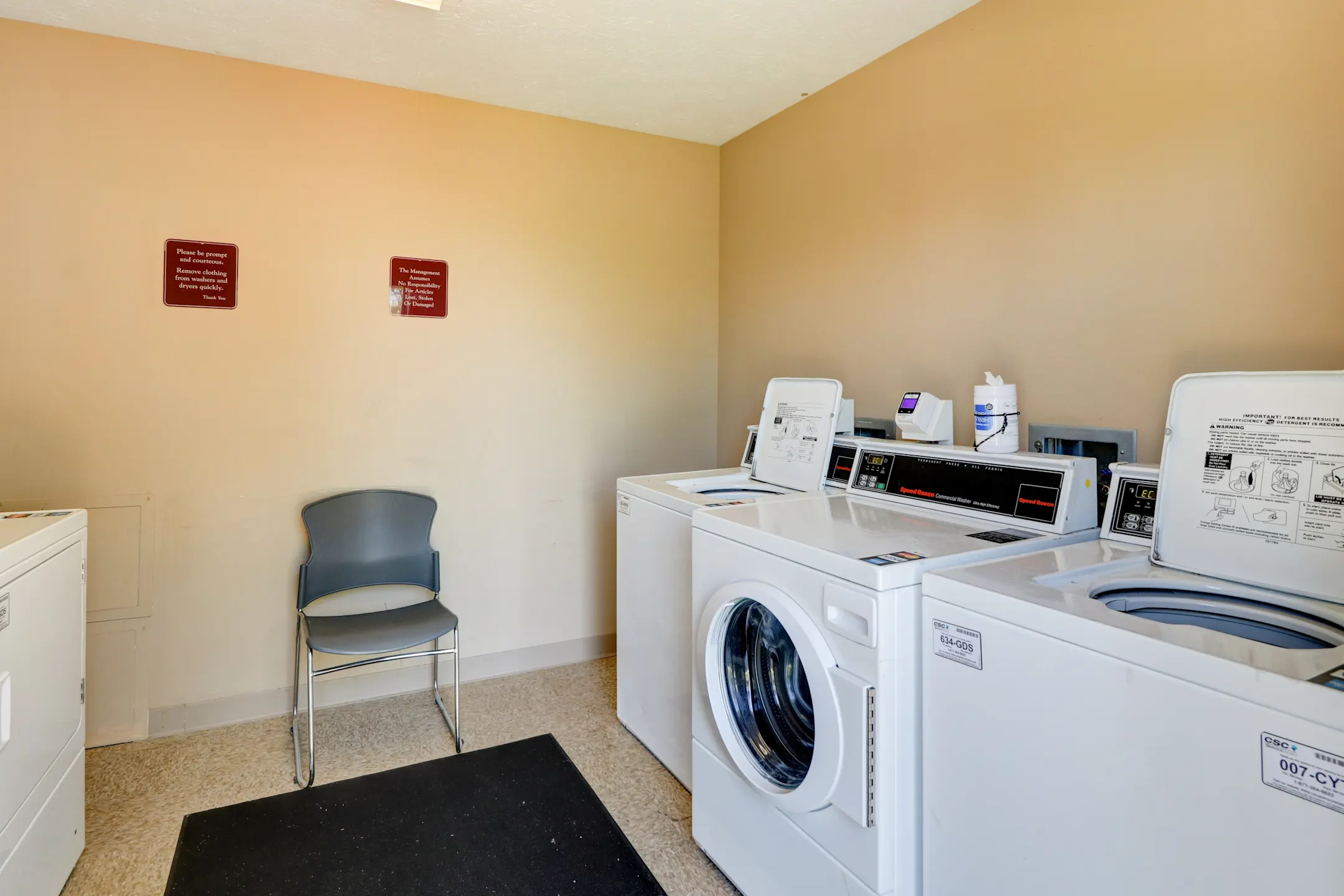 Delaware Trace Apartment Homes - Evansville, IN