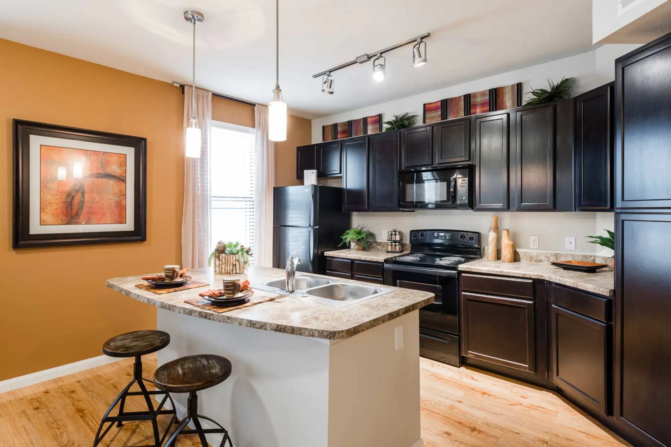 Queenston Manor Apartments Houston, TX 77084