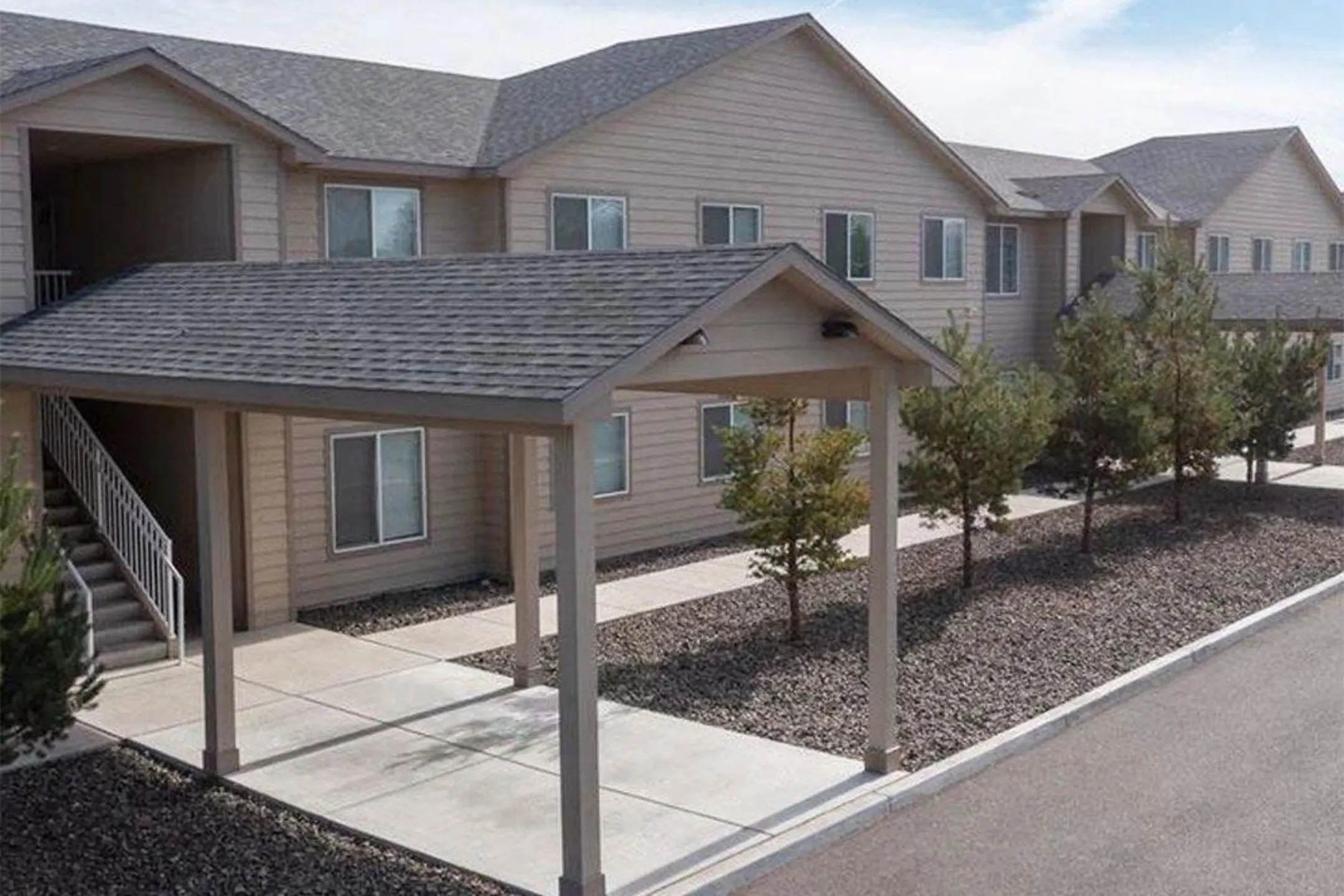 Pine Tree Park Apartments Kennewick, WA 99337