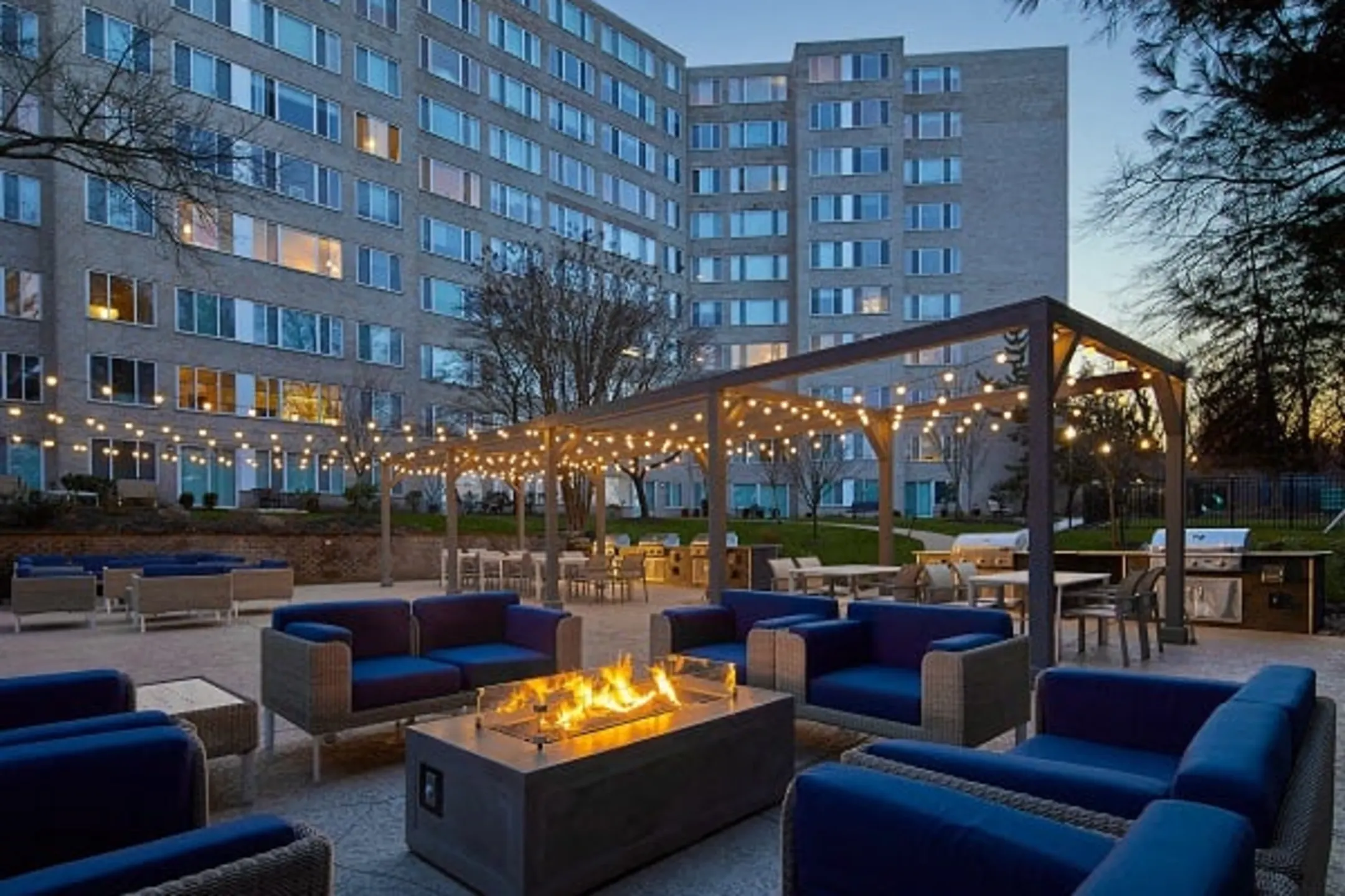 Shirlington House 4201 31st St S Arlington, VA Apartments for Rent