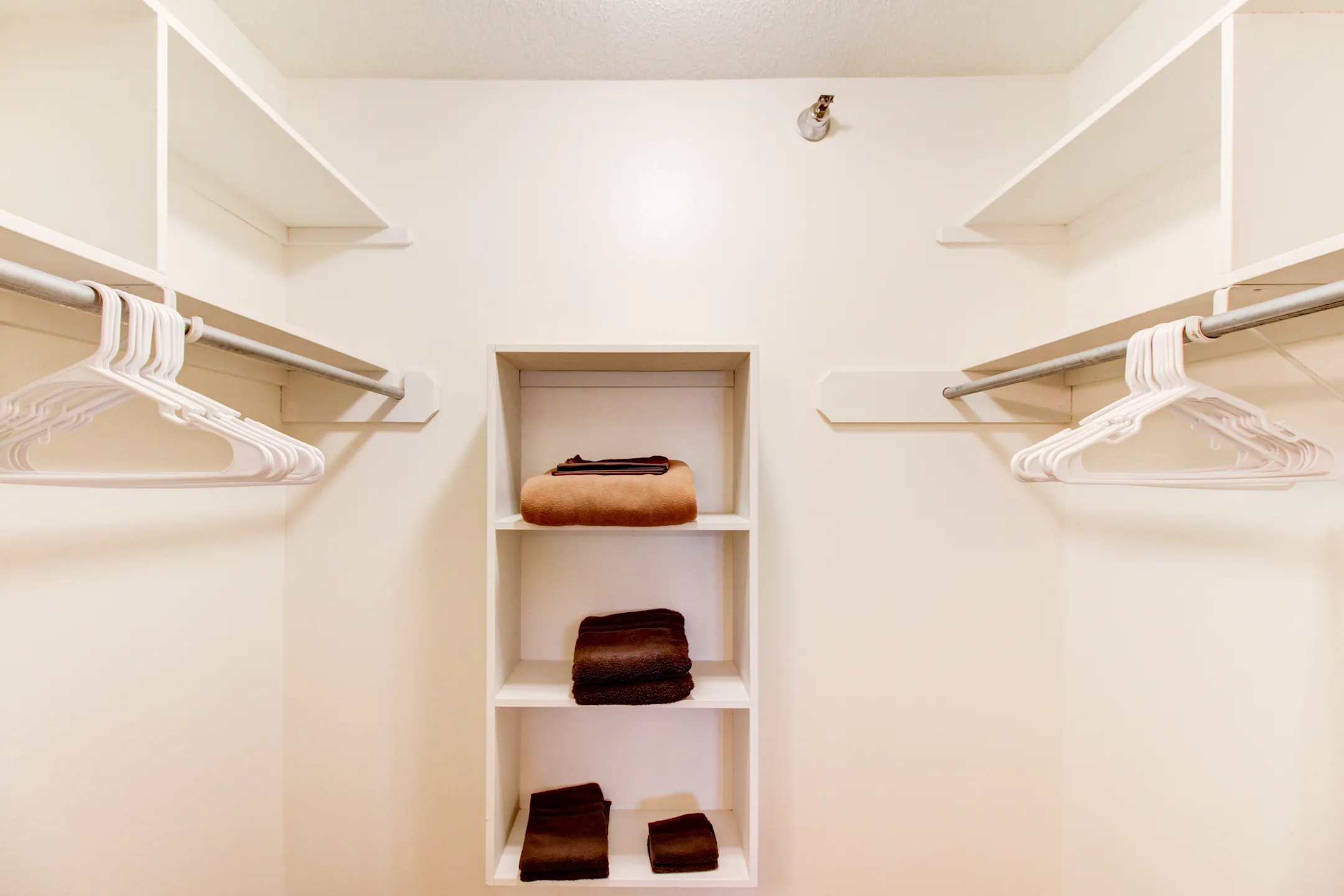 Linden West Apartments 1203 W 2nd Ave Indianola, IA Apartments for