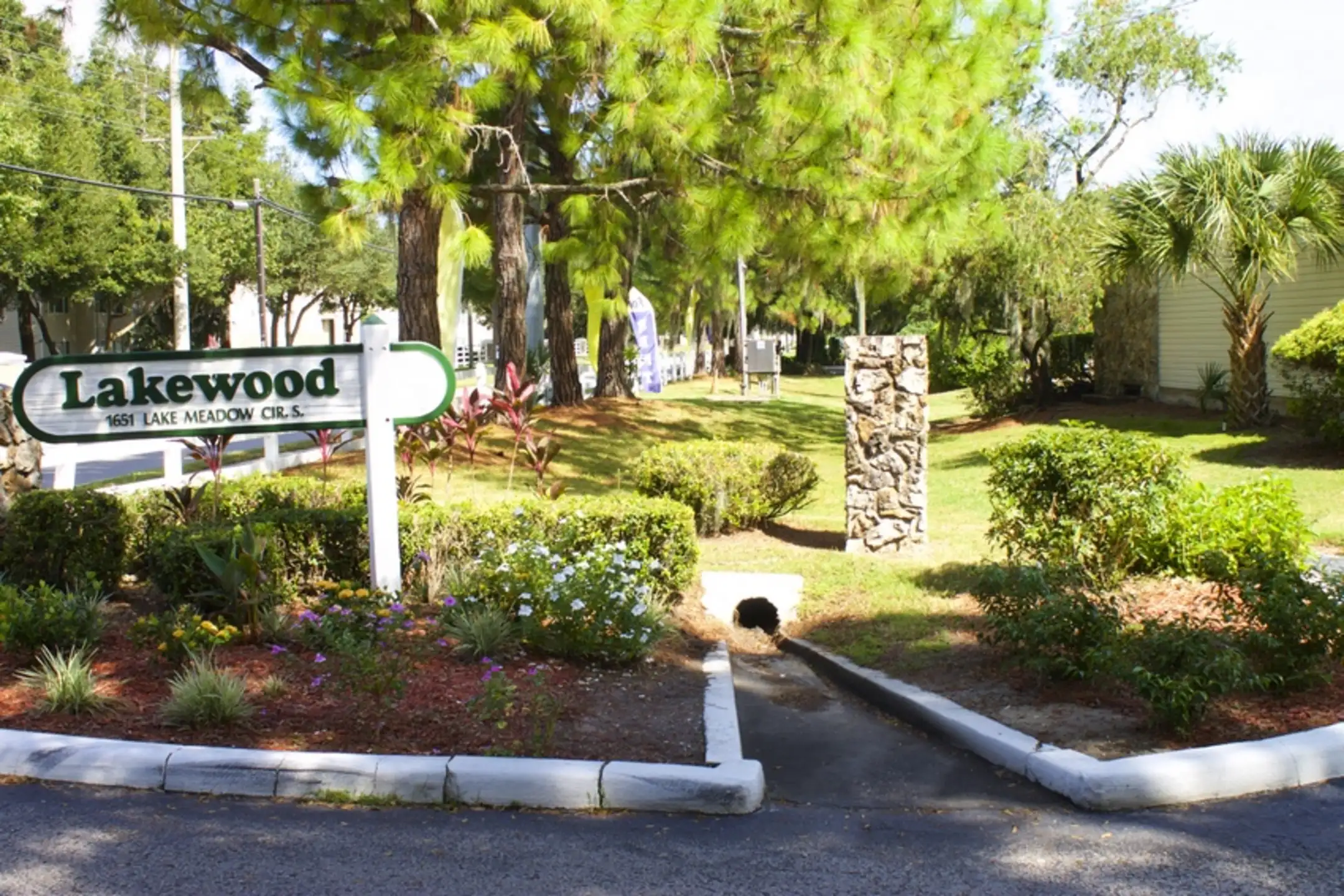 Lakewood Apartments Apartments Brandon, FL 33510