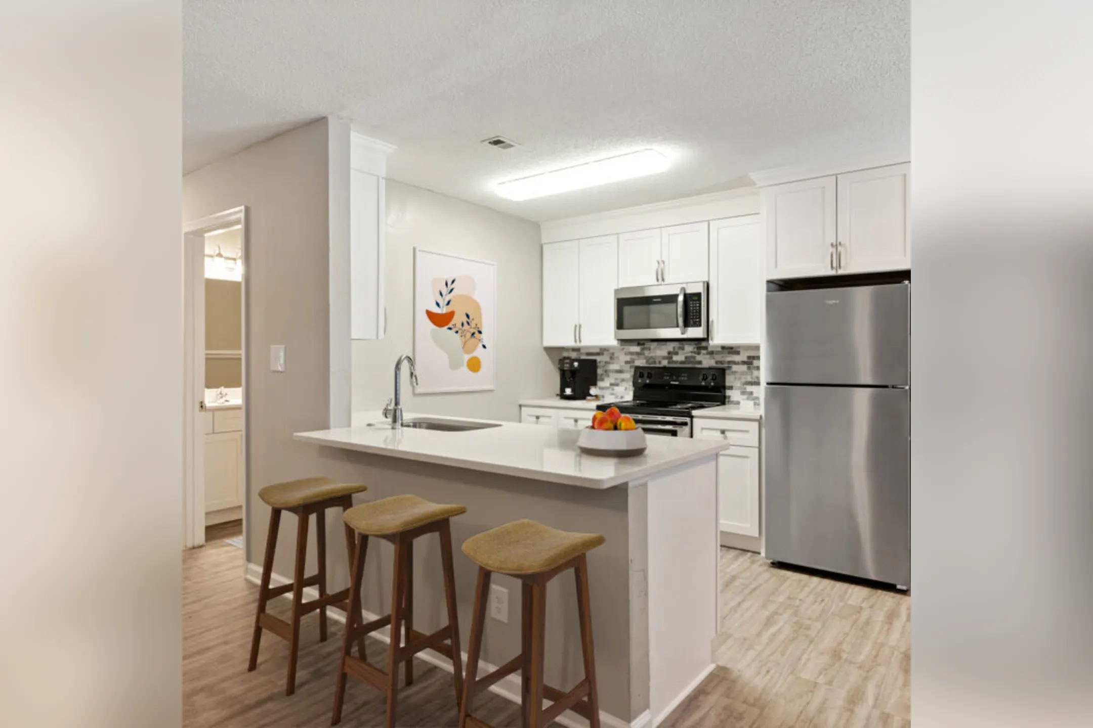 Kitchen - Country Club Apartments - Mooresville, NC
