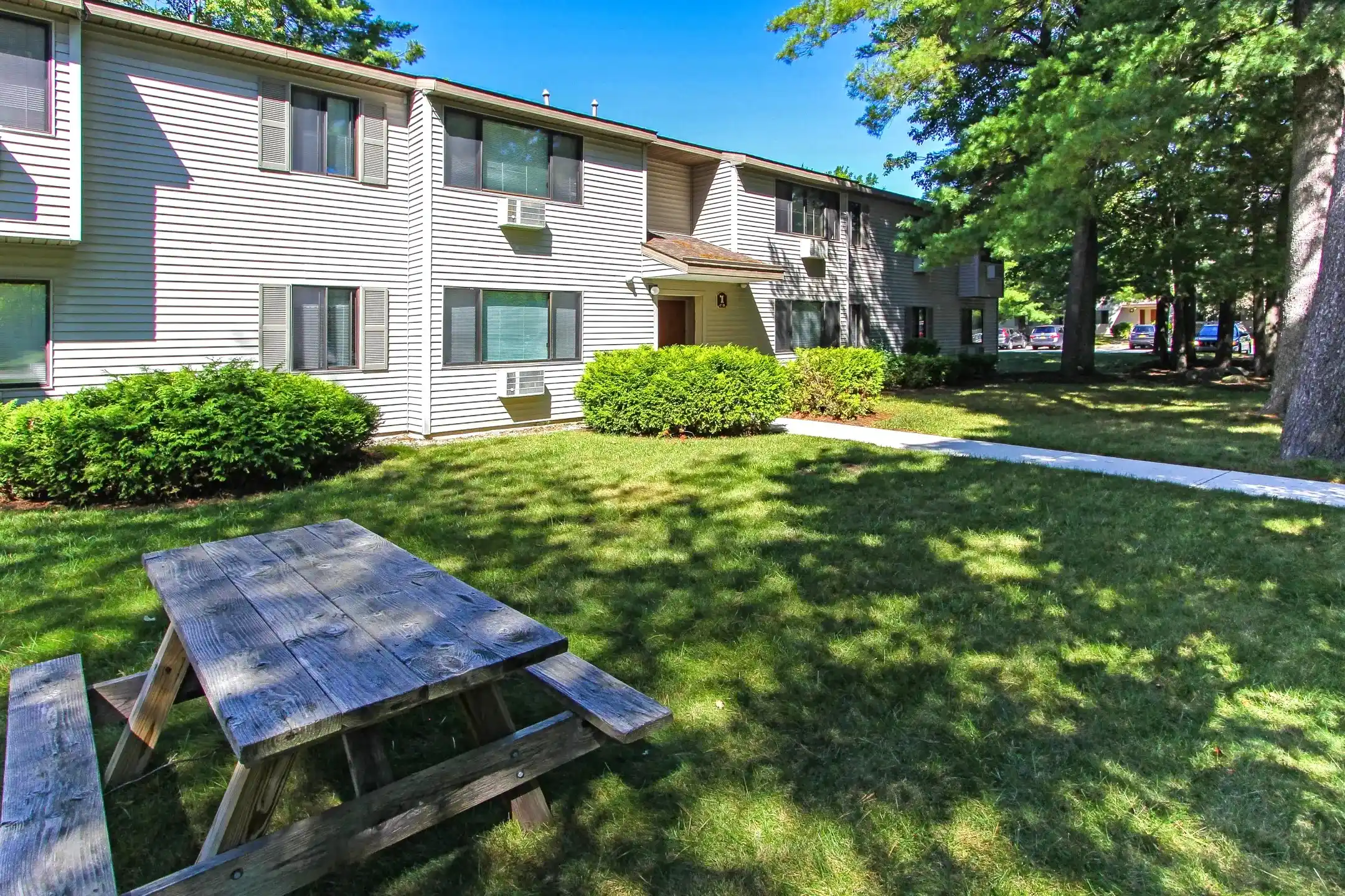 Fairwood Apartments 9 Winding Brook Drive Guilderland, NY for Rent