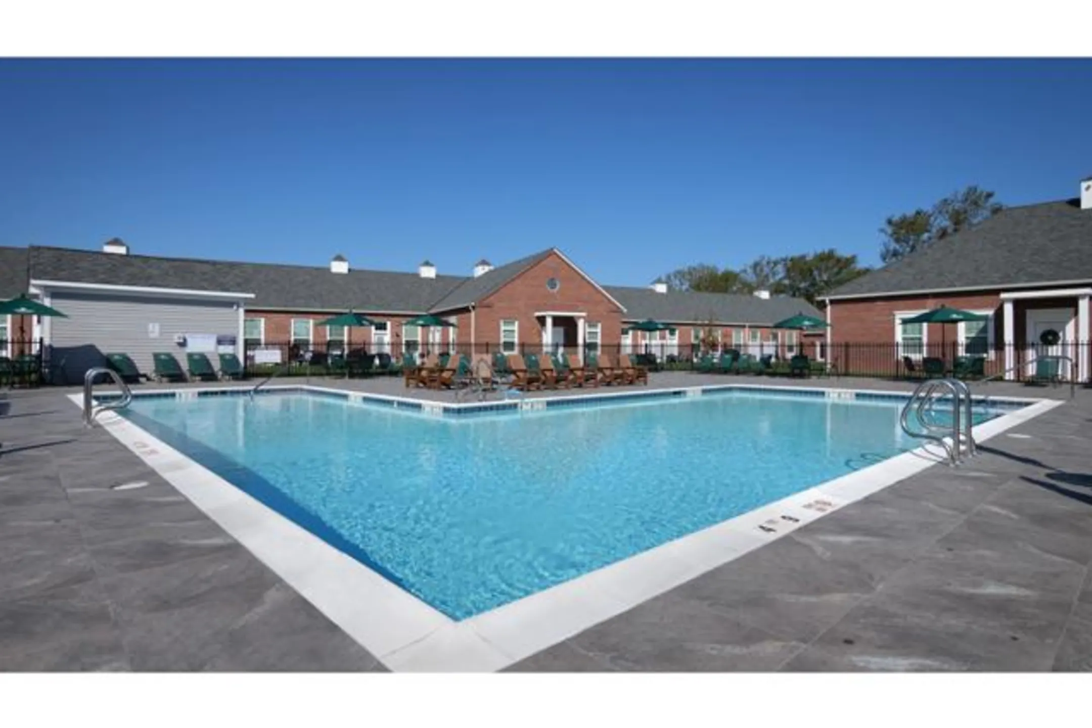 Fairfield Townhomes at Islip Apartments Central Islip, NY 11722