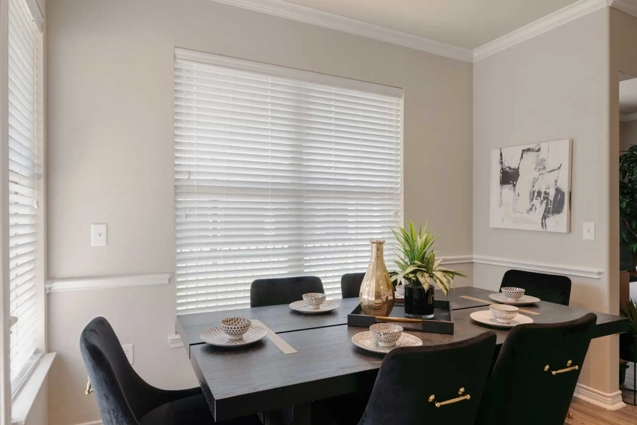 Dining Room - Kensington Crossings - Houston, TX