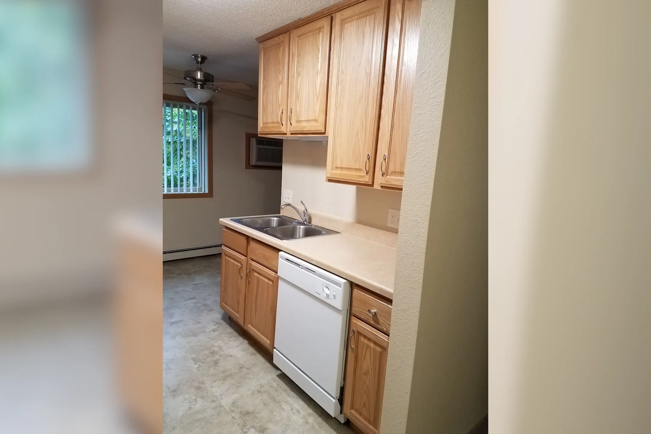 Riverside Apartments Princeton, MN 55371