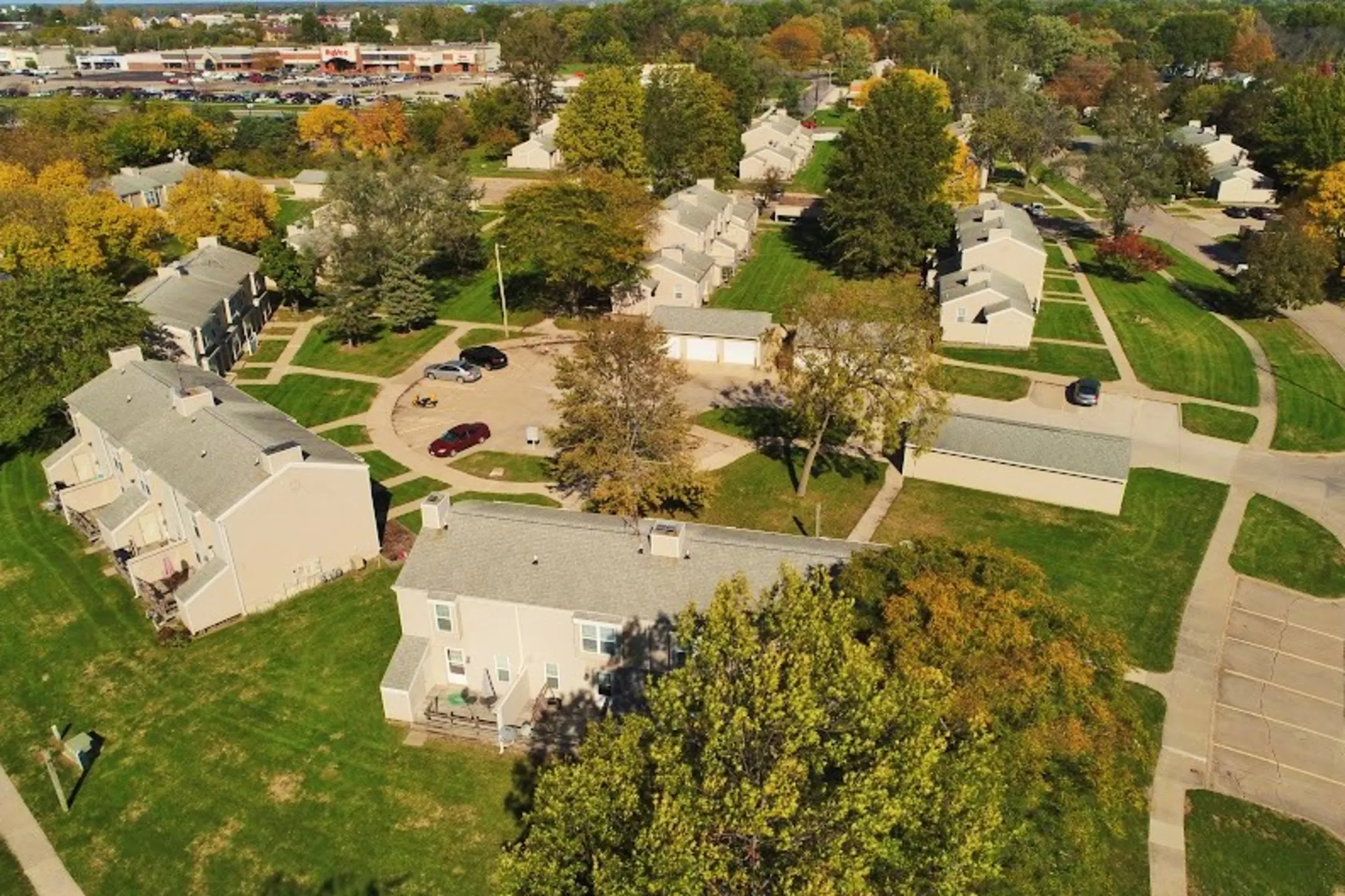 Newbury Village 2645 Newbury Circle Burlington, IA Apartments for