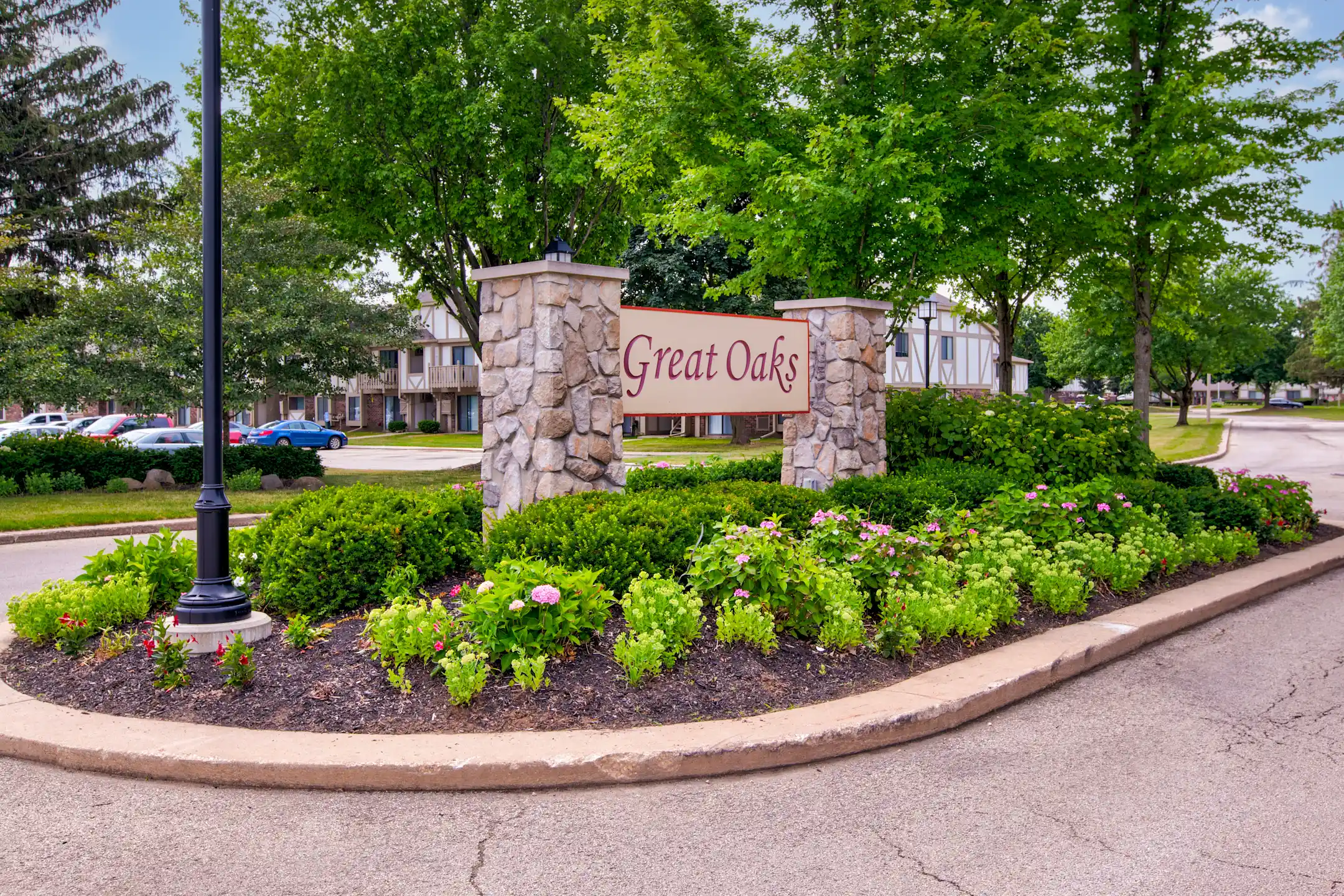 Great Oaks Apartments 4801 Linden Rd Rockford, IL Apartments for