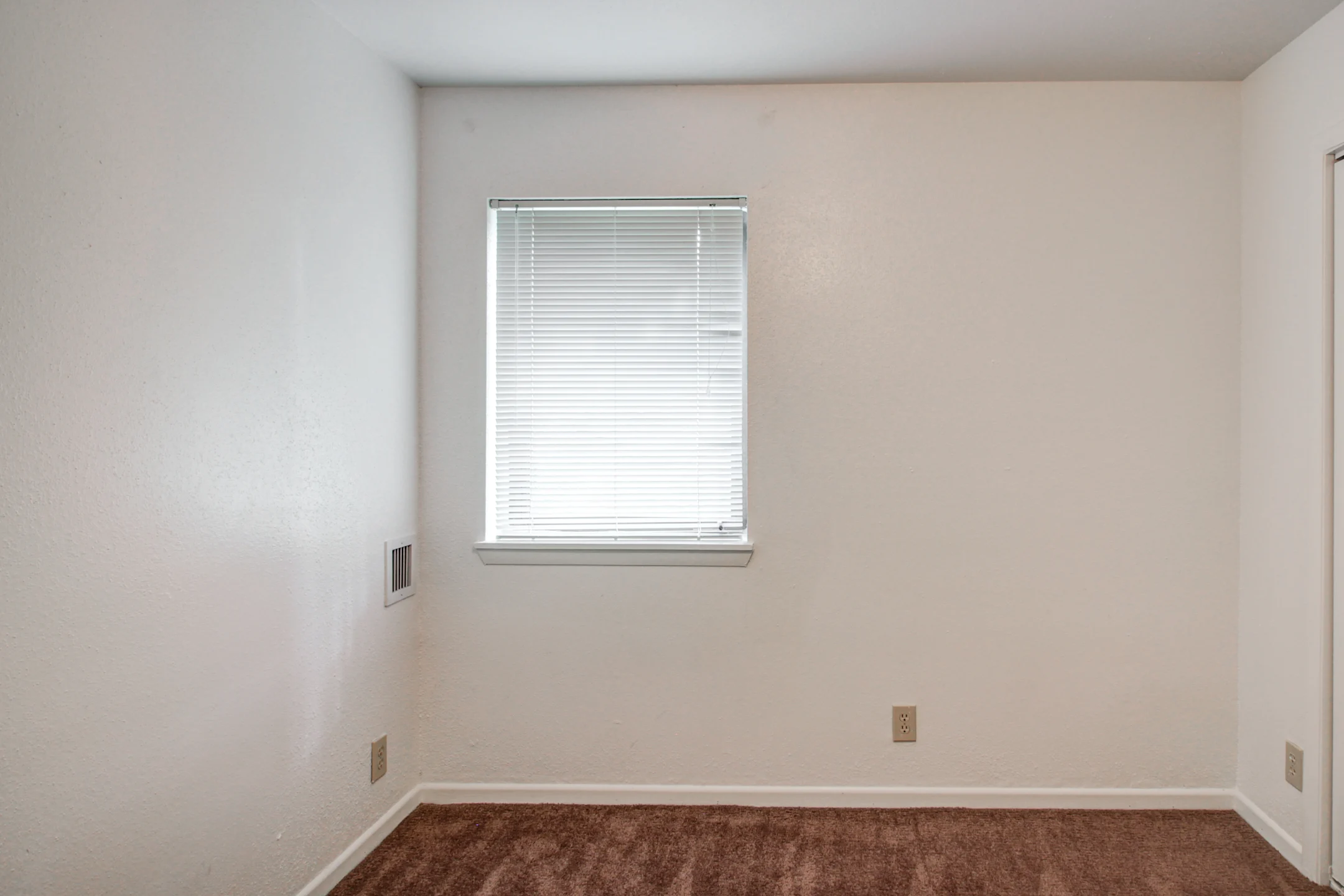 Bedroom - Pineview at Grogansmill - Spring, TX