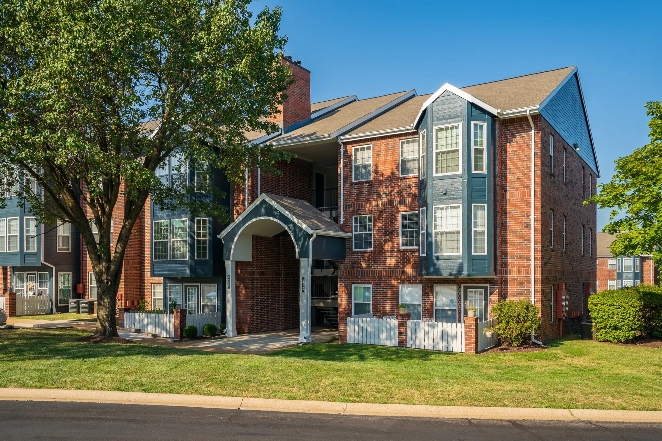 Willowbend Apartments Apartments Chesterfield, MO 63017