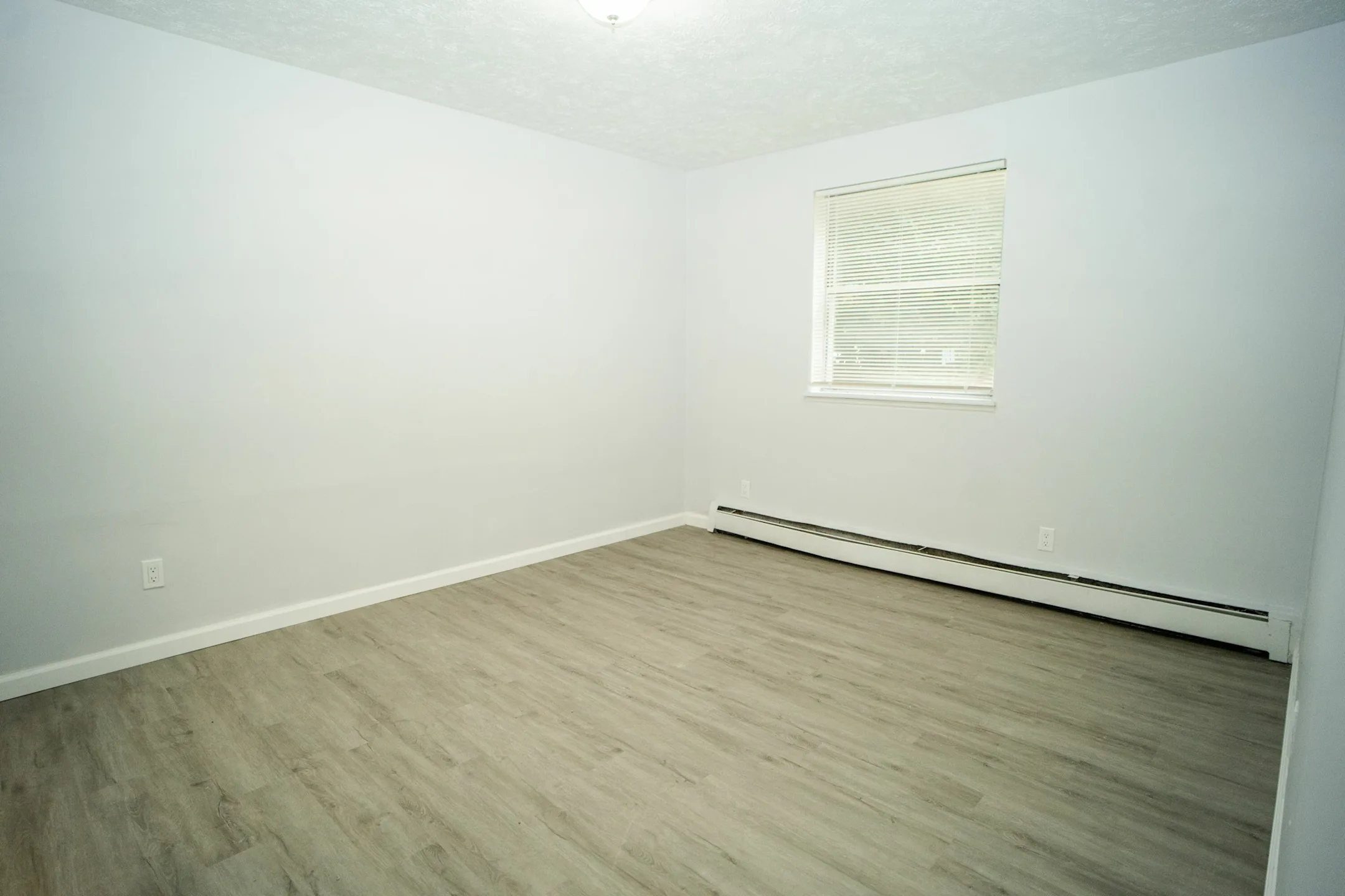 Baltic Flatz 1001 West Cavanaugh Road Lansing, MI Apartments for