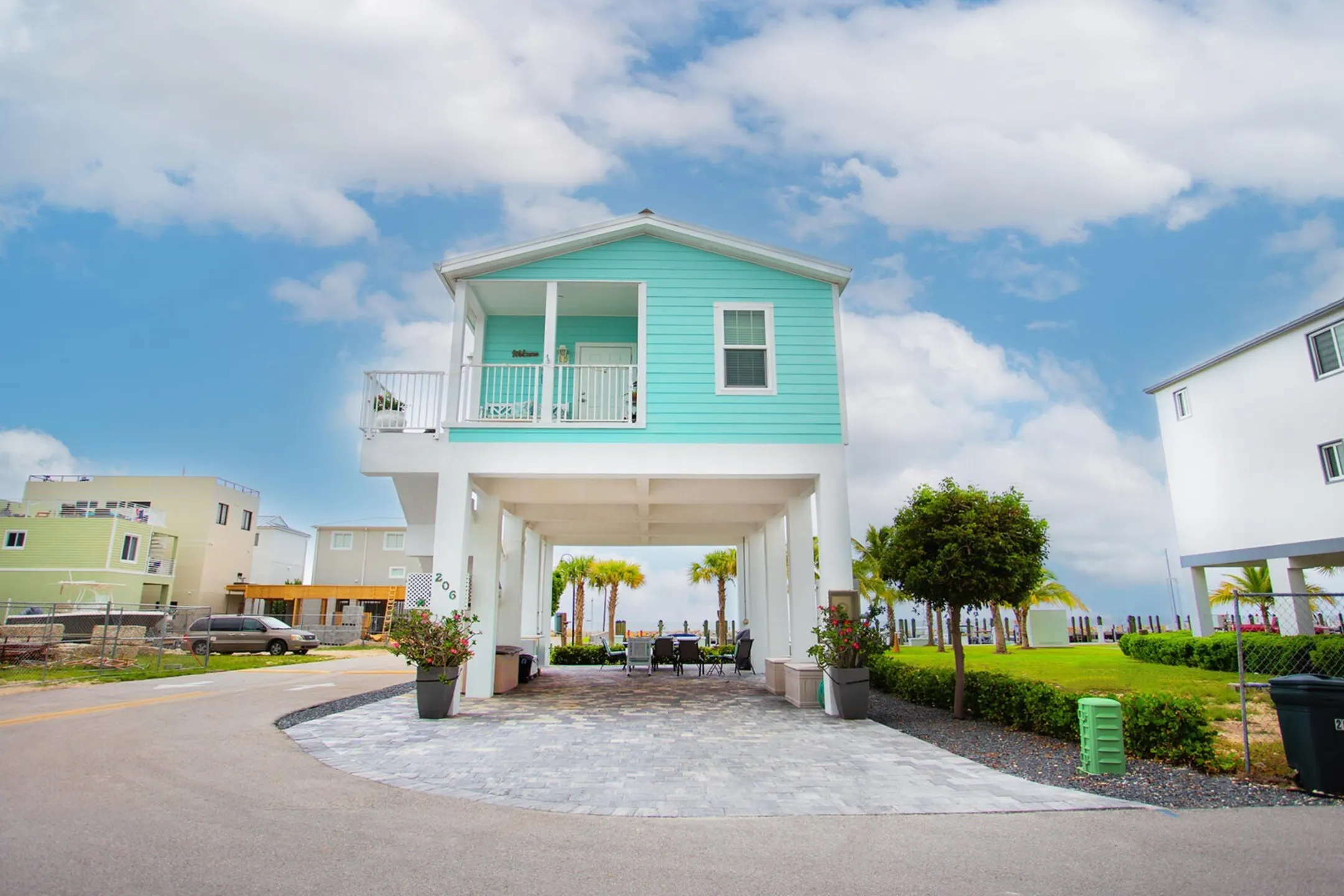 94825 Overseas Hwy Unit 206  