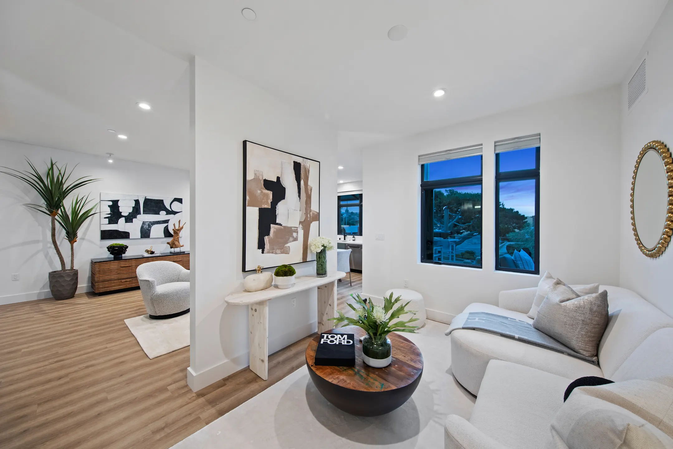 Sandbox Solana 329 South Highway 101 Solana Beach, CA Apartments