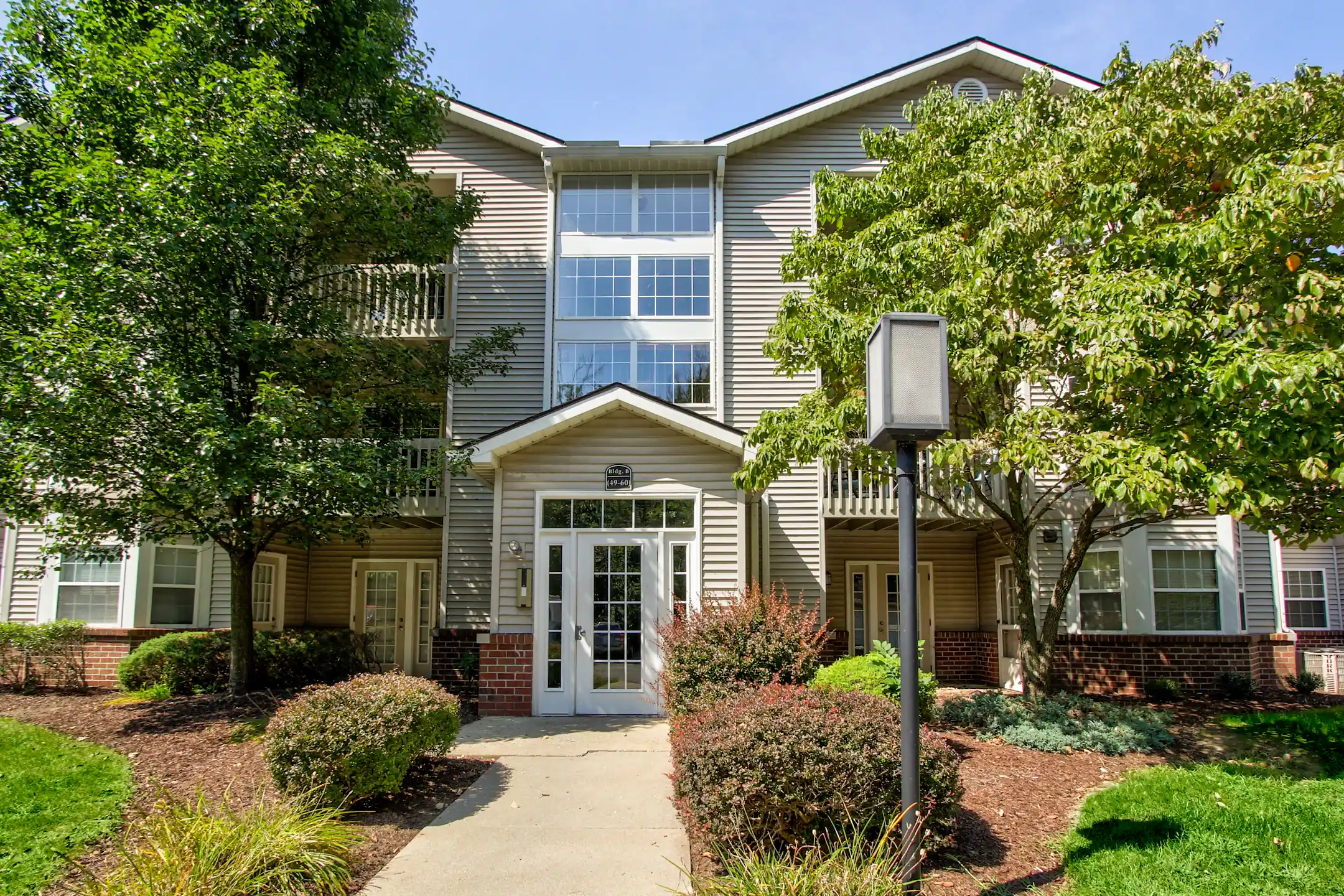 Southcreek Apartments 1100 Boardman Canfield Rd Youngstown, OH for Rent Rent.