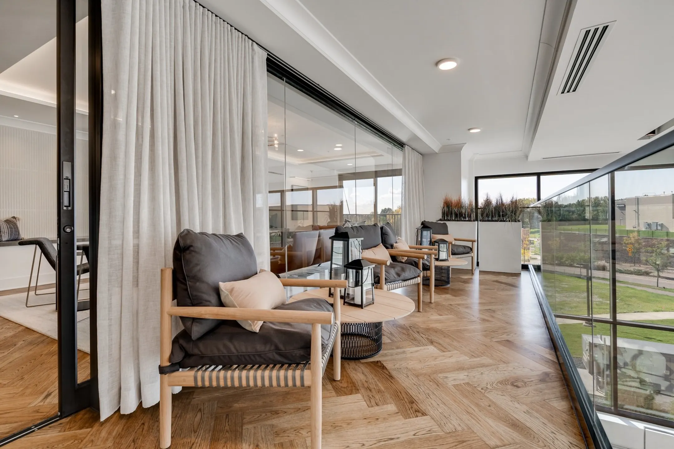 Living Room - Aspire at CityPlace - Woodbury, MN
