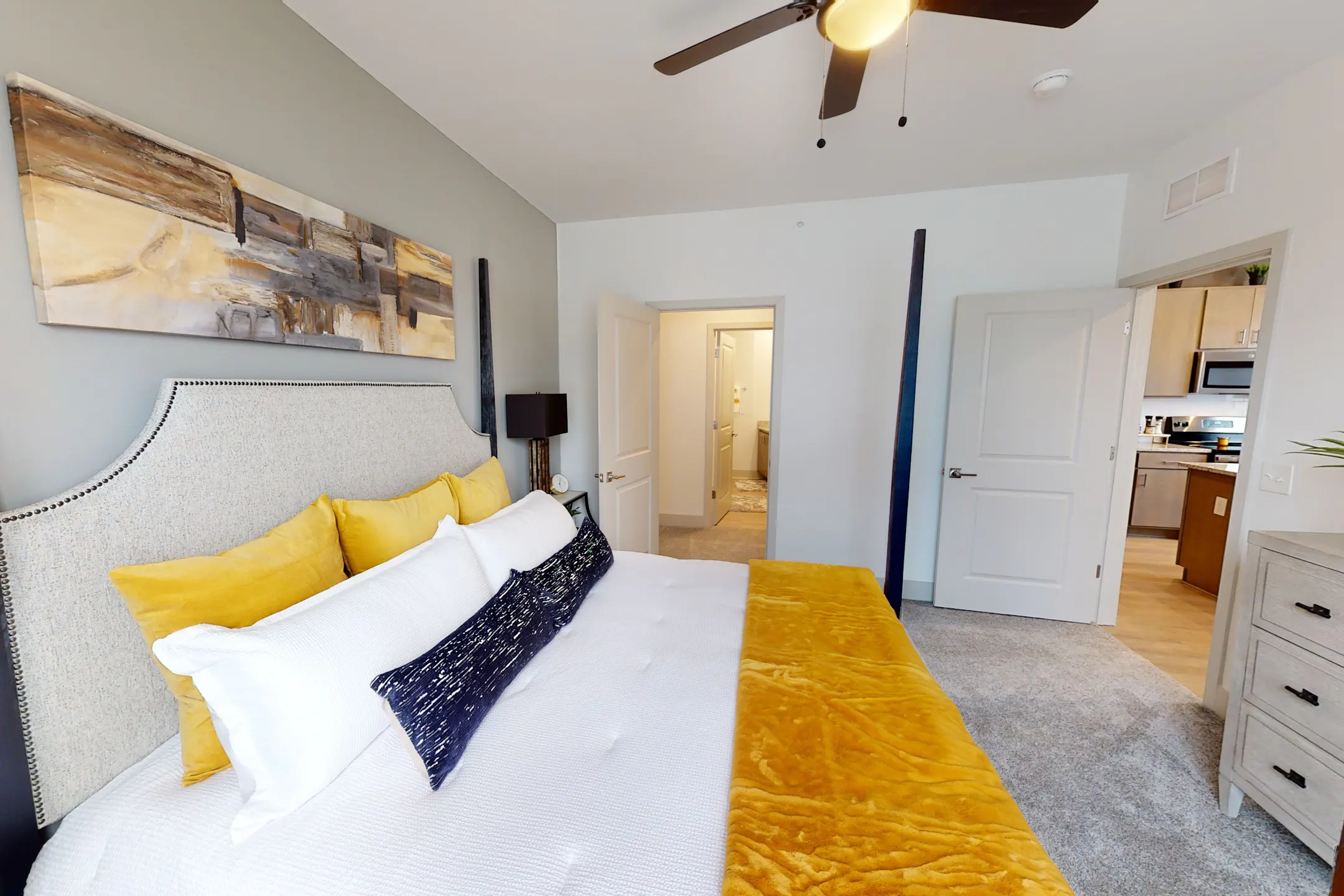 Bedroom - Elevation 800 - Covington, KY