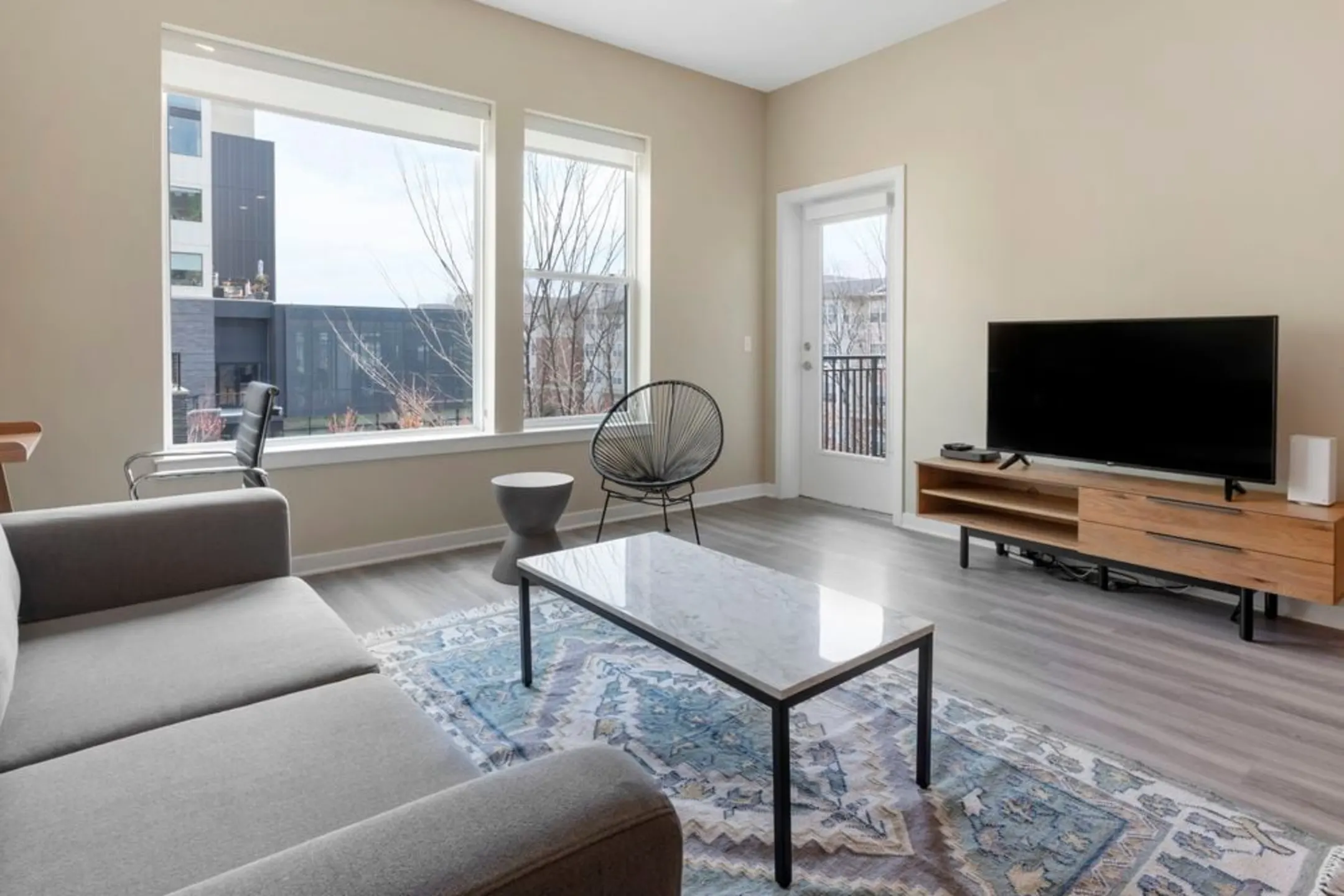 Living Room - Avalon at Edgewater - Edgewater, NJ