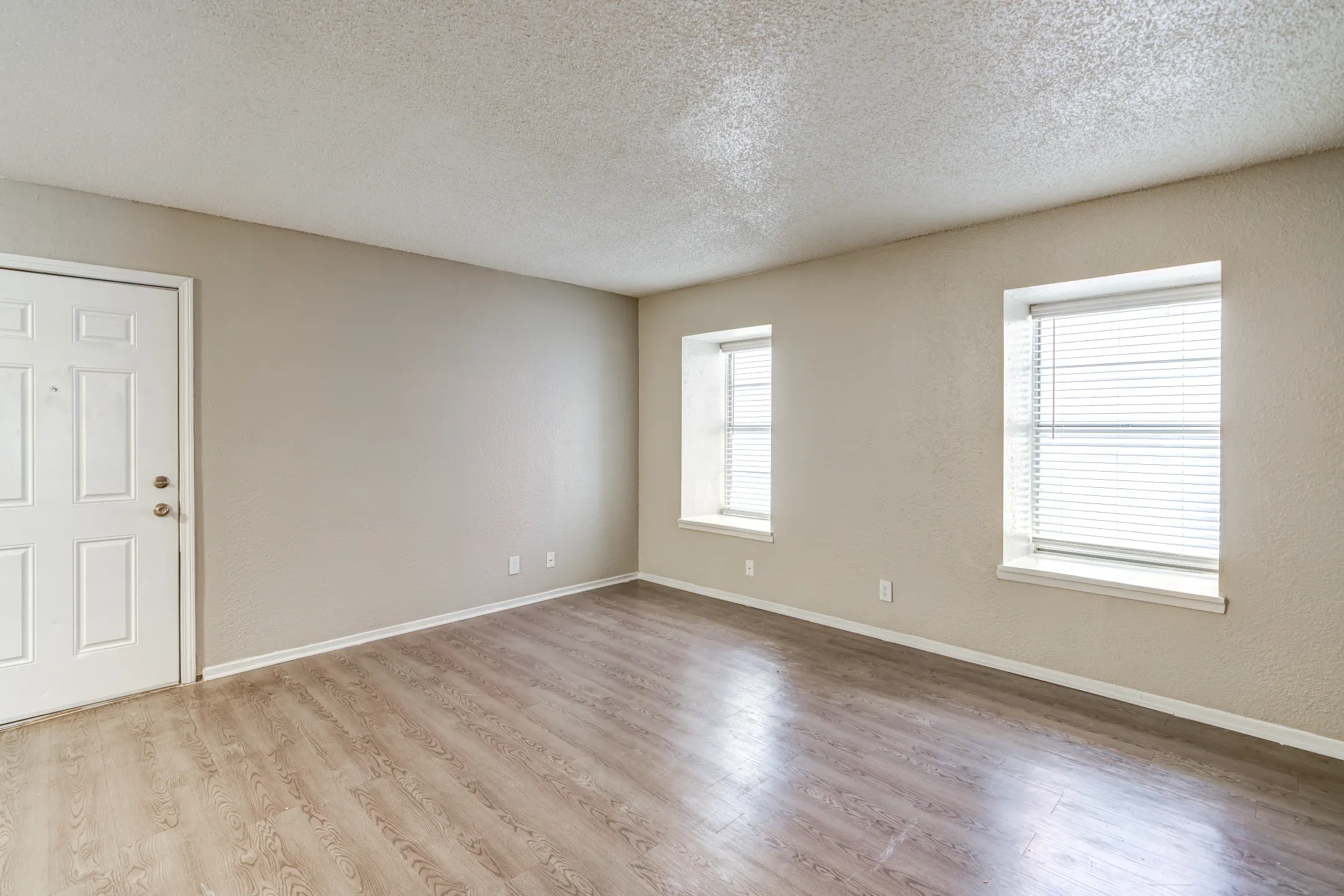 Amber Hill - 5335 NW Loop 410 | San Antonio, TX Apartments for Rent | Rent.