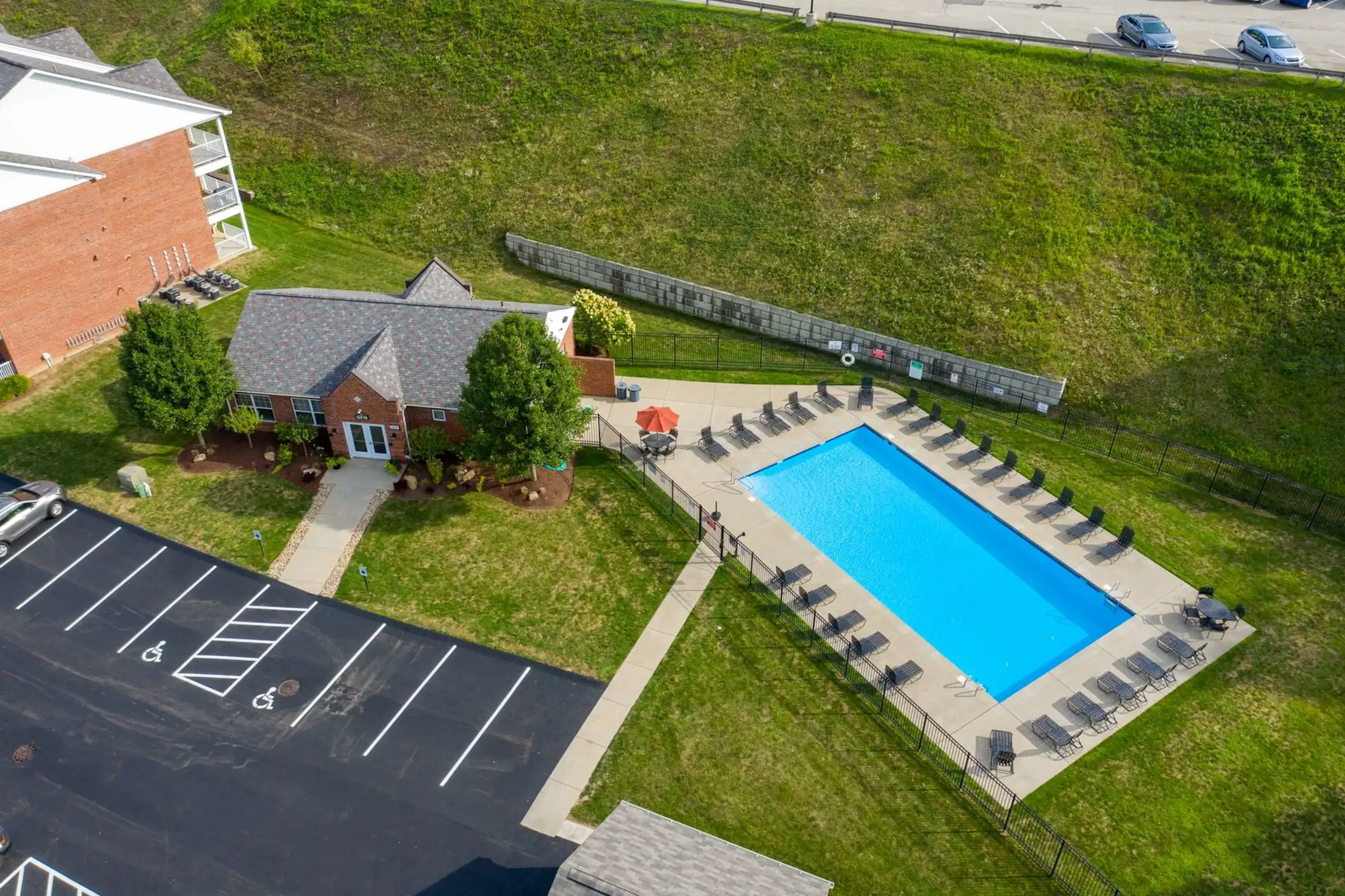 Parkside Estates 202 Ketchum Dr Canonsburg, PA Apartments for Rent