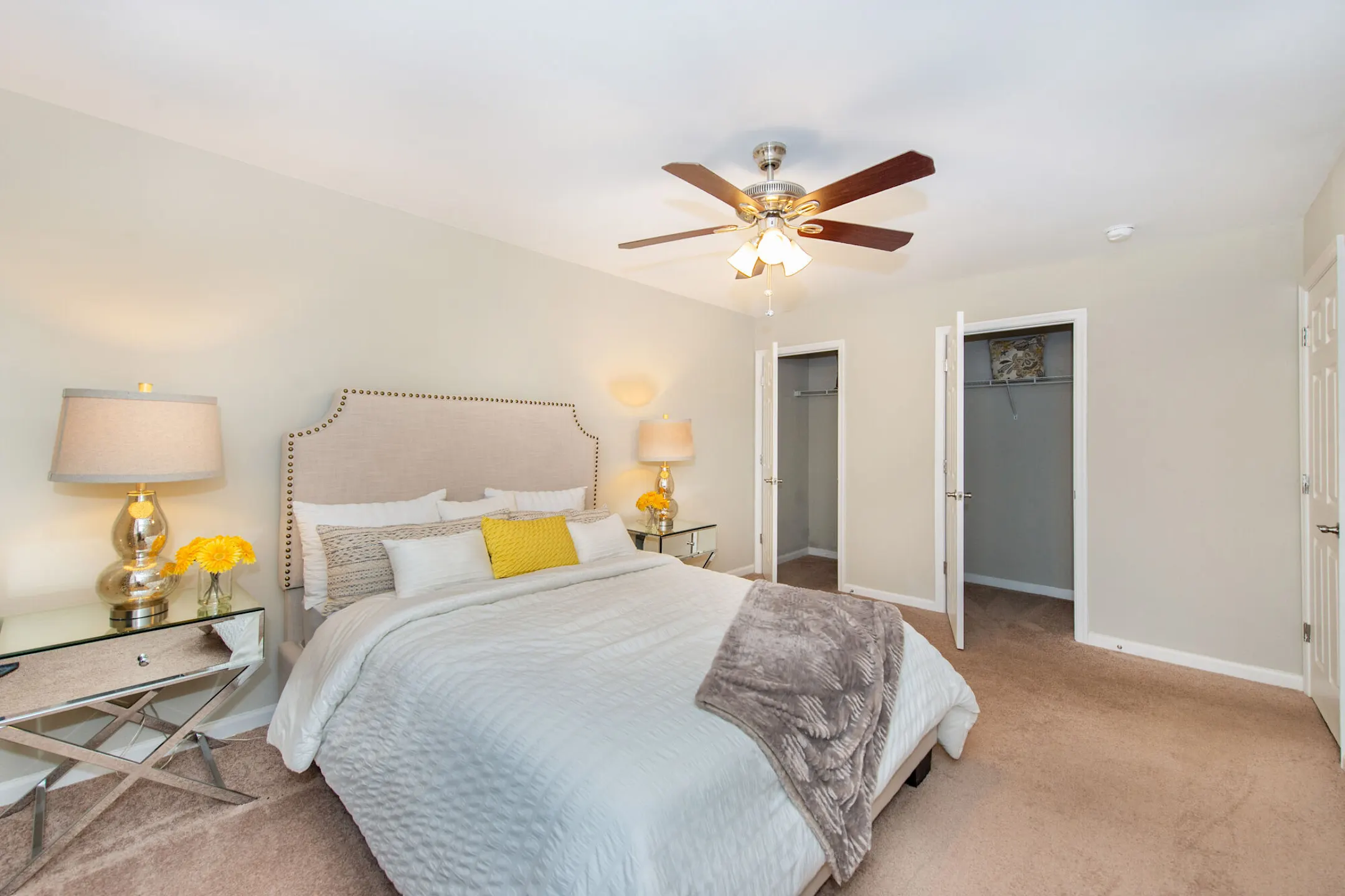 The Crossings at One 10 Wisteria Dr Fords, NJ Apartments for Rent