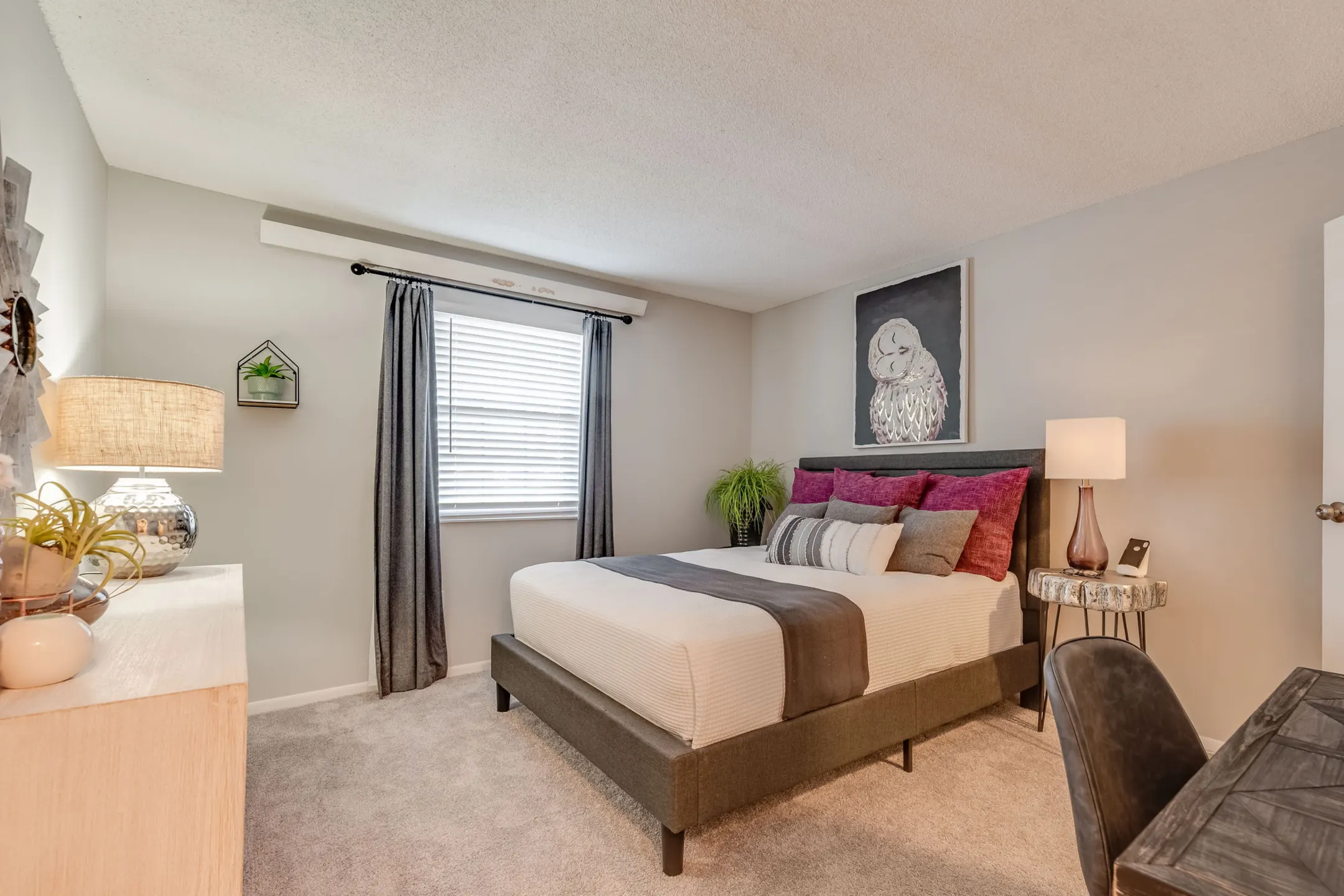 Bedroom - Pierpont Apartments - Westerville, OH