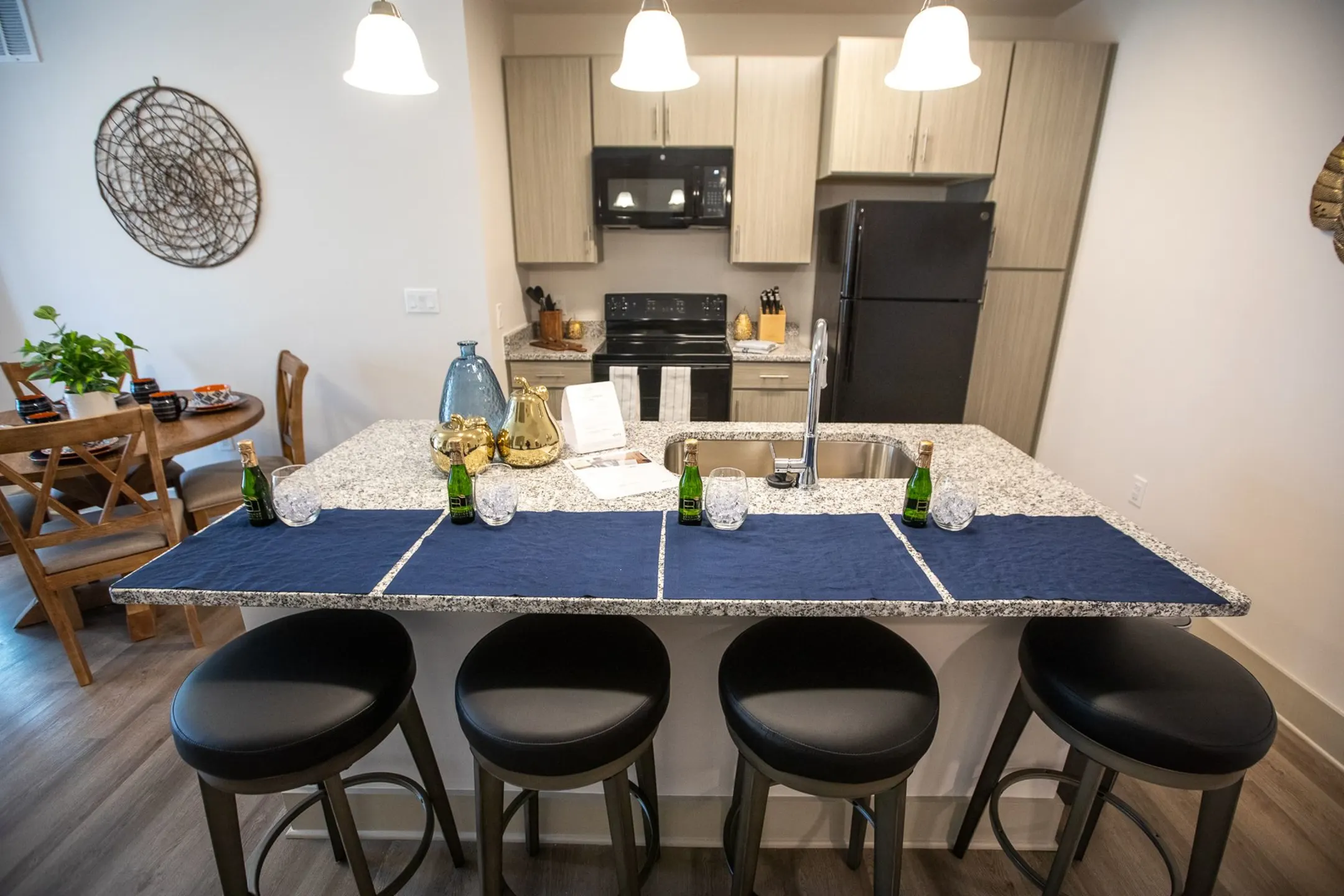 Berkmar Landing 1100 Monacan Lane Earlysville, VA Apartments for