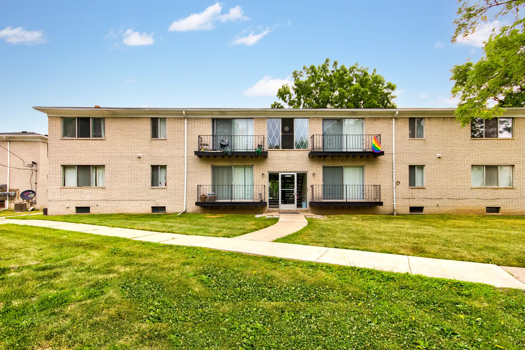 Pleasantview Manor Apartments 34837 Garfield Rd Fraser, MI