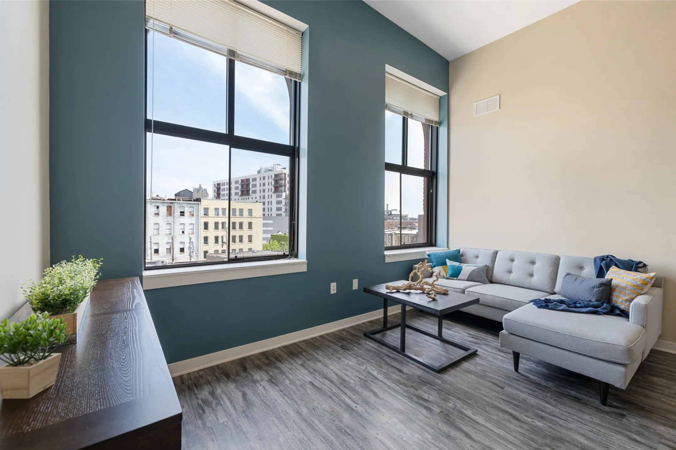 Living Room - Artisan Lofts Apartments - Milwaukee, WI