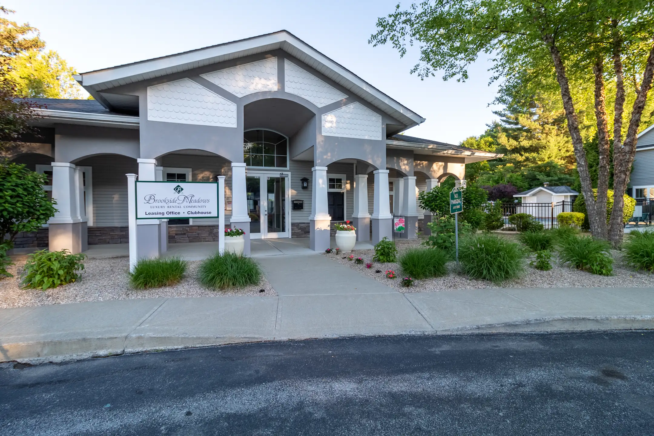 Brookside Meadows 10100 Brookside Rd Pleasant Valley, NY Apartments