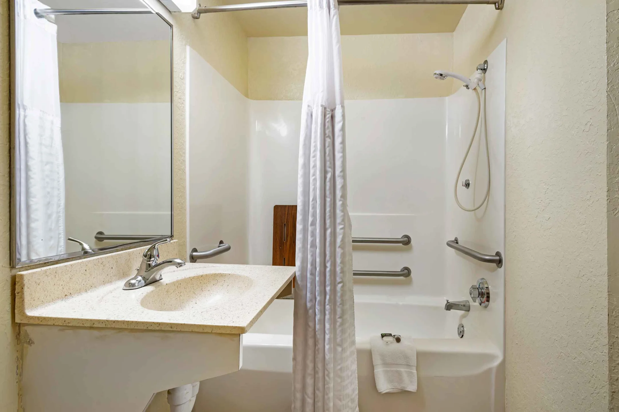 Furnished Studio Princeton South Brunswick 4230 US Route 1