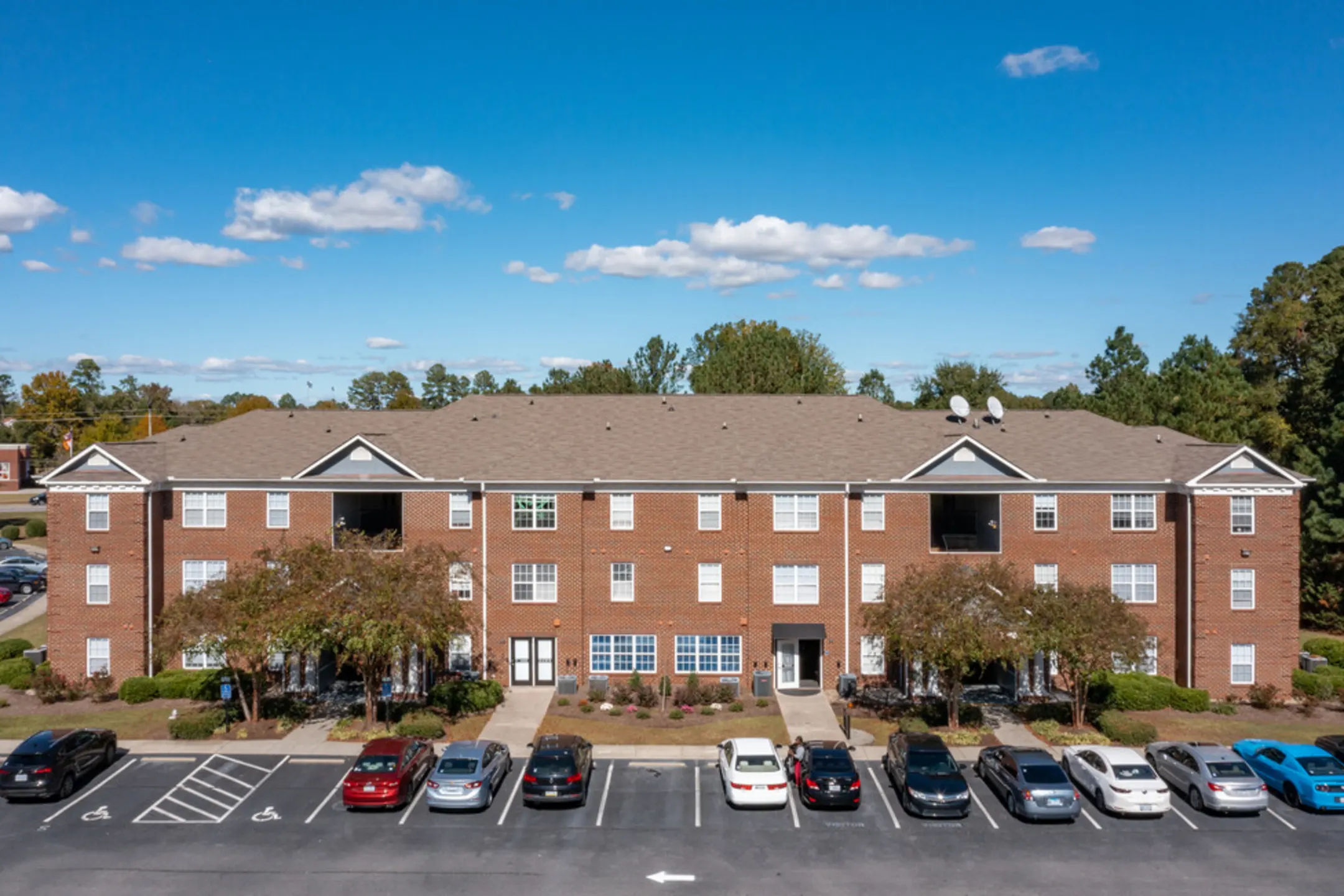 Campbell Creek Apartments 25 Landis Ln Ste 105 Lillington, NC