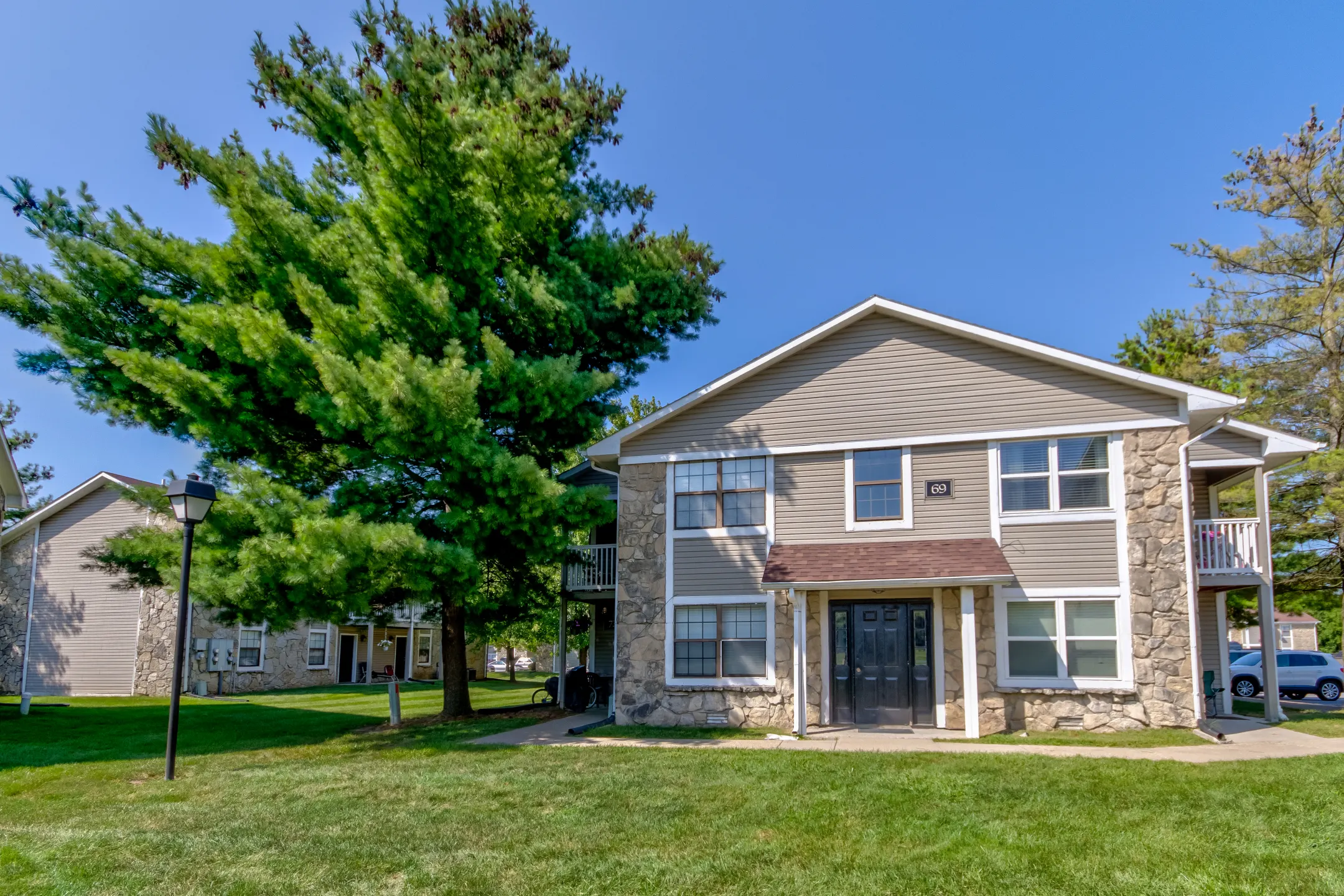 The Court at Sandstone Apartments Apartments - Greenwood, IN 46142