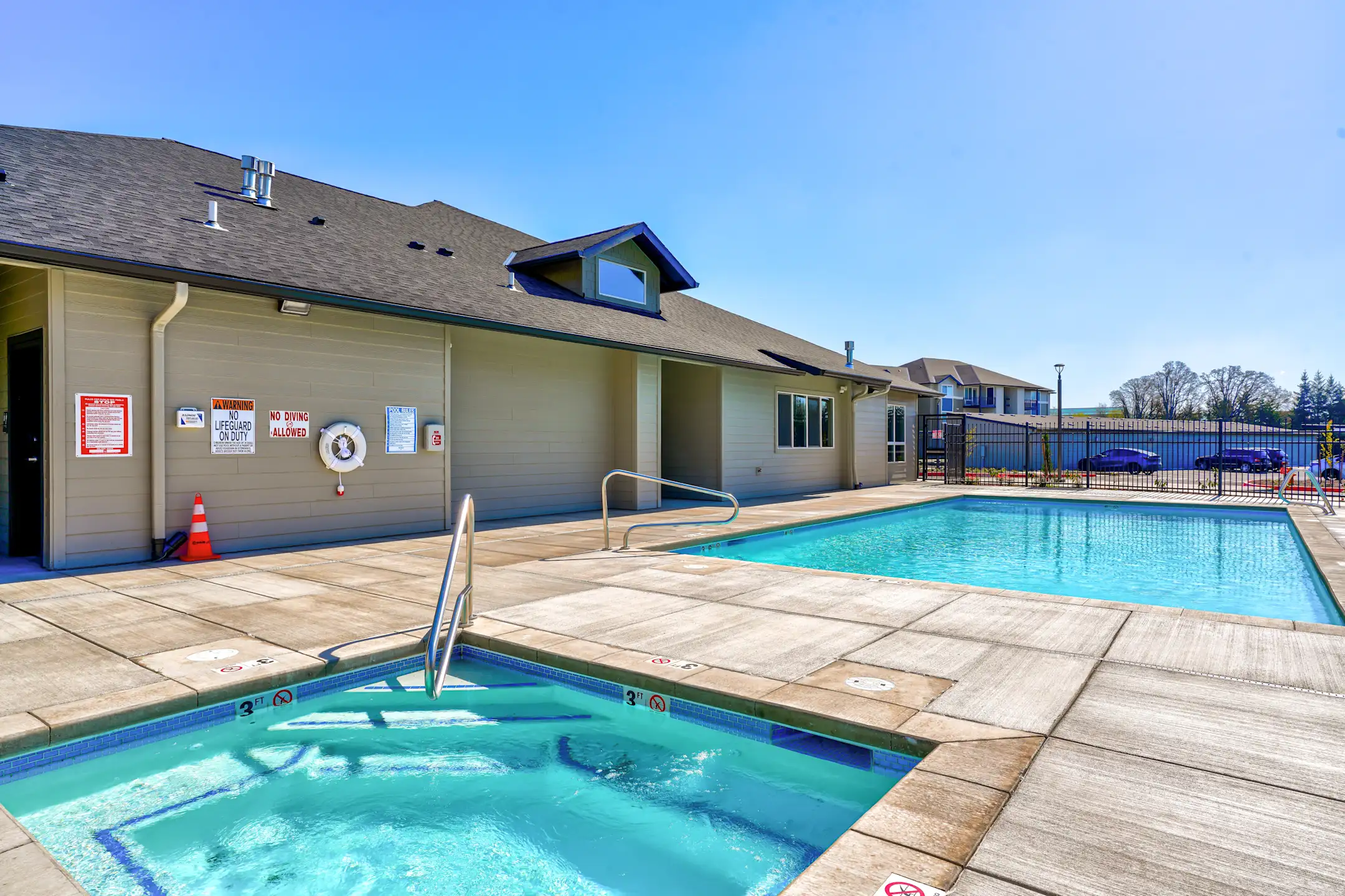 Woodburn Villas 2100 Arney Lane Northeast Woodburn, OR Apartments