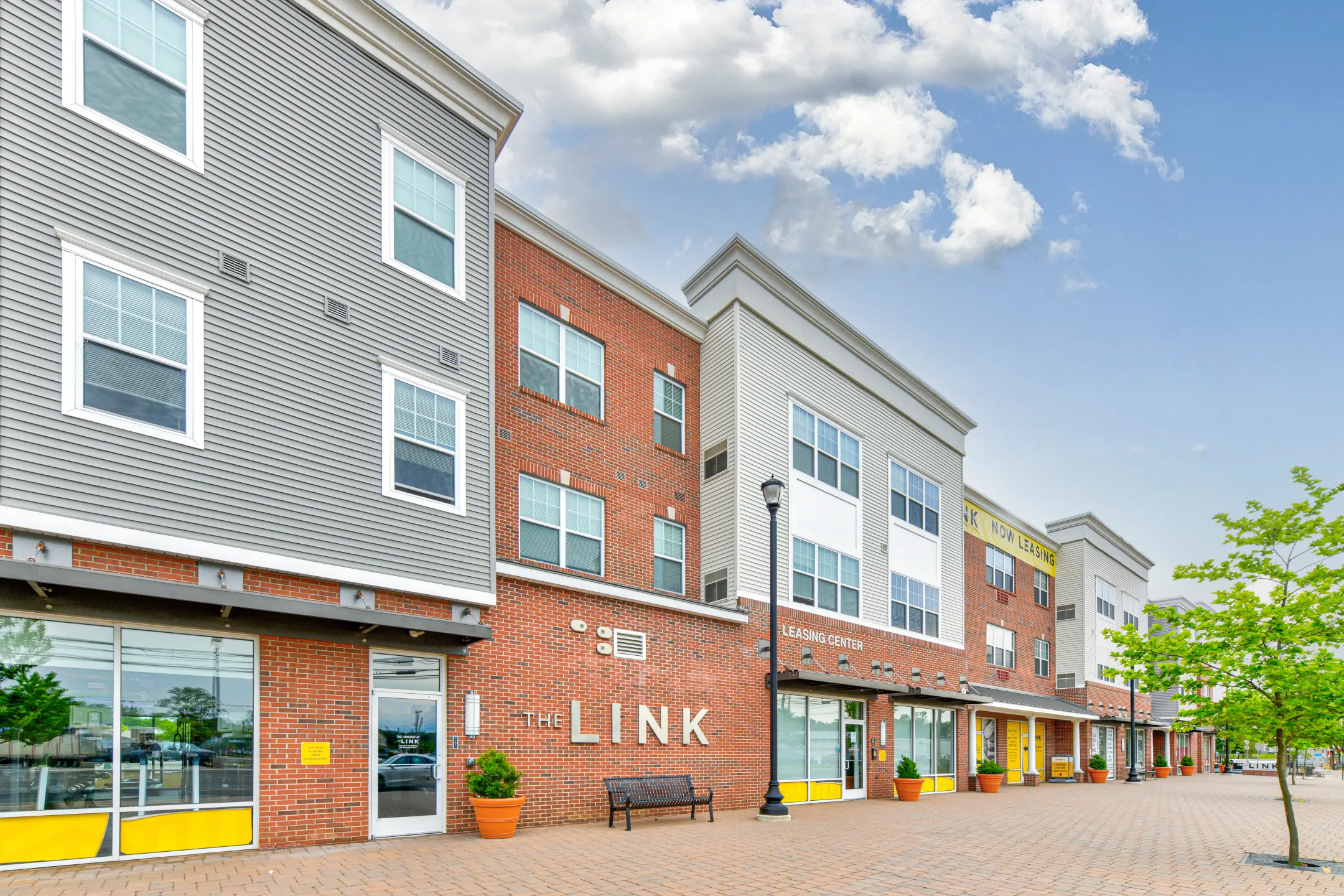 Apartments Near Aberdeen Nj