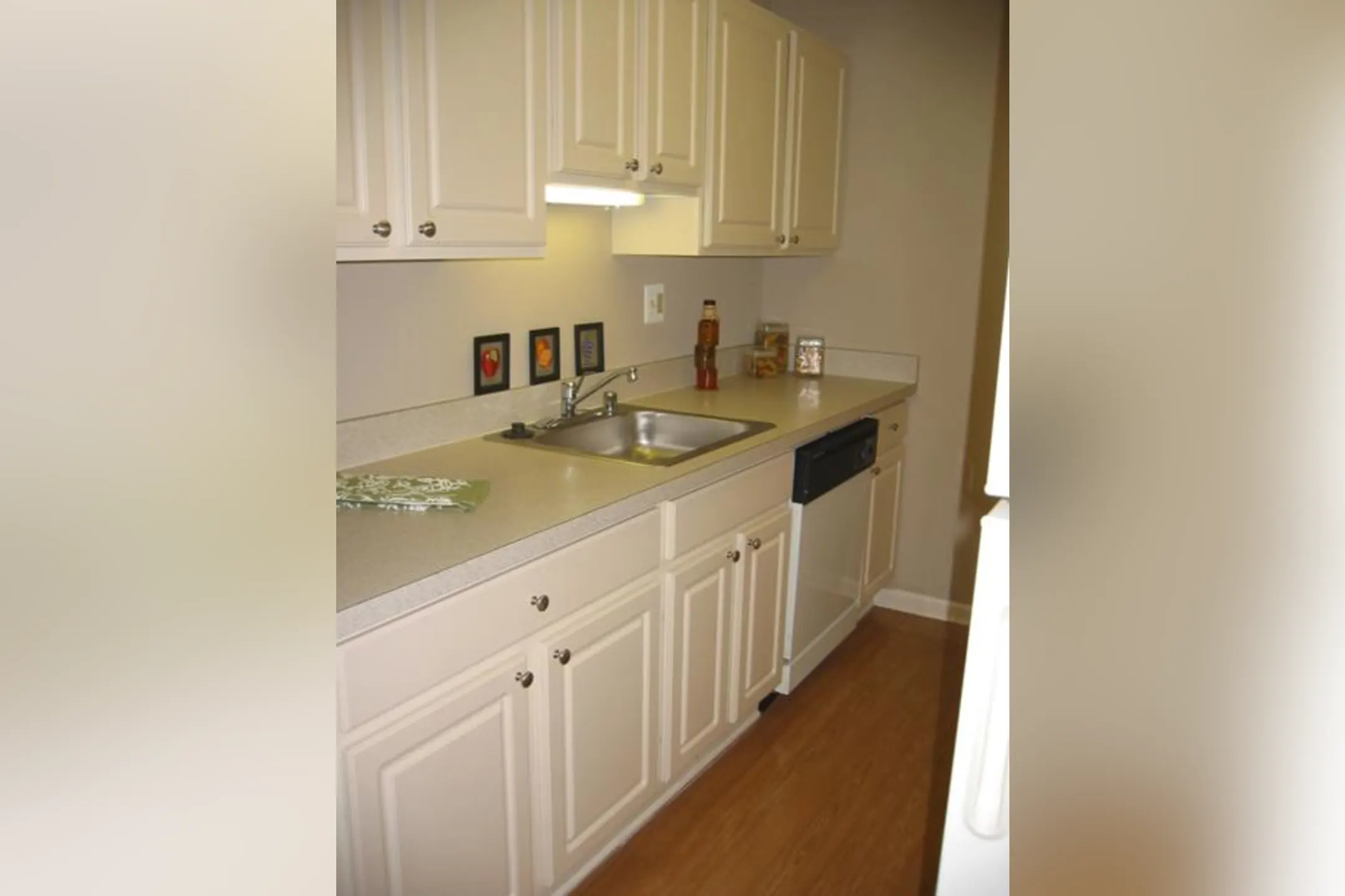 Tree Top Meadows Apartments Apartments Novi, MI 48375