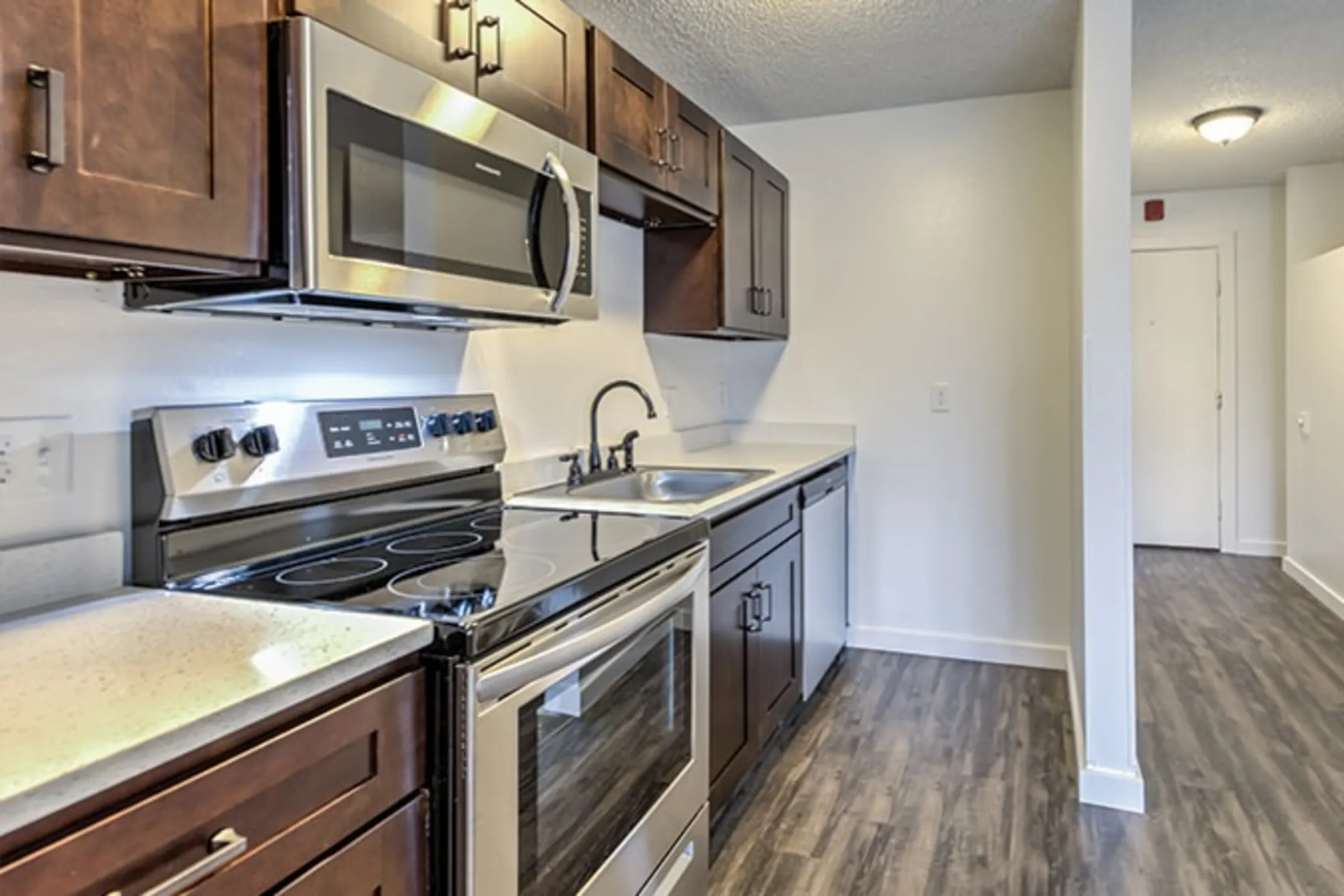 Creek Bend Apartments - 1140 S Colorado Ln | Boise, ID Apartments for ...