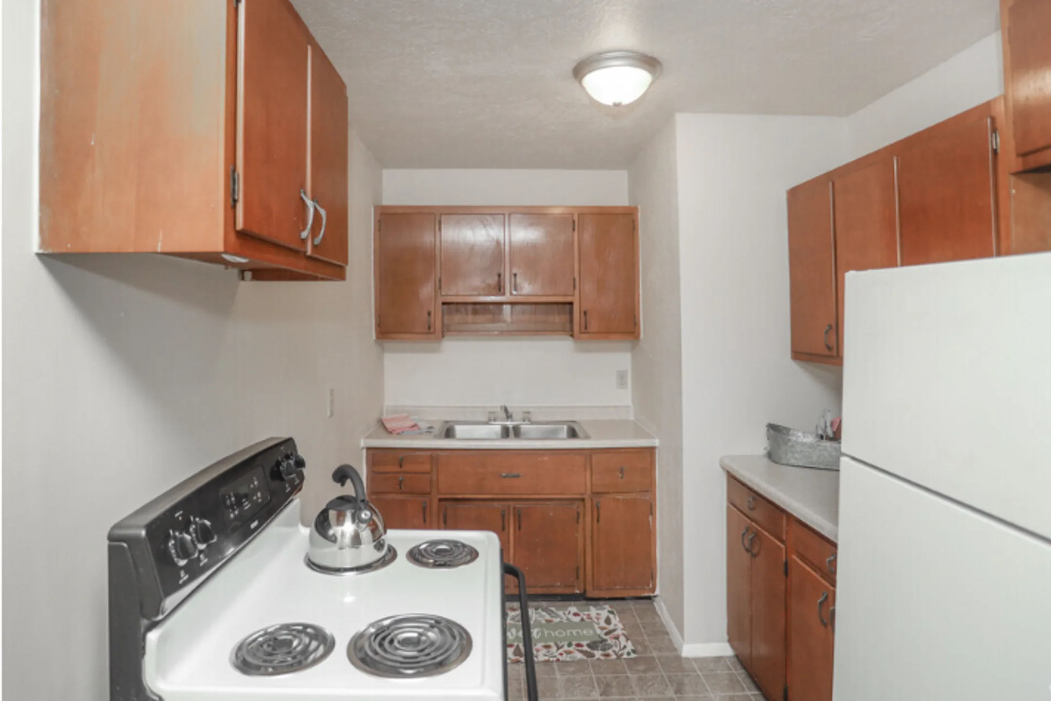 Saxony Court Apartments Apartments Indianapolis, IN 46219