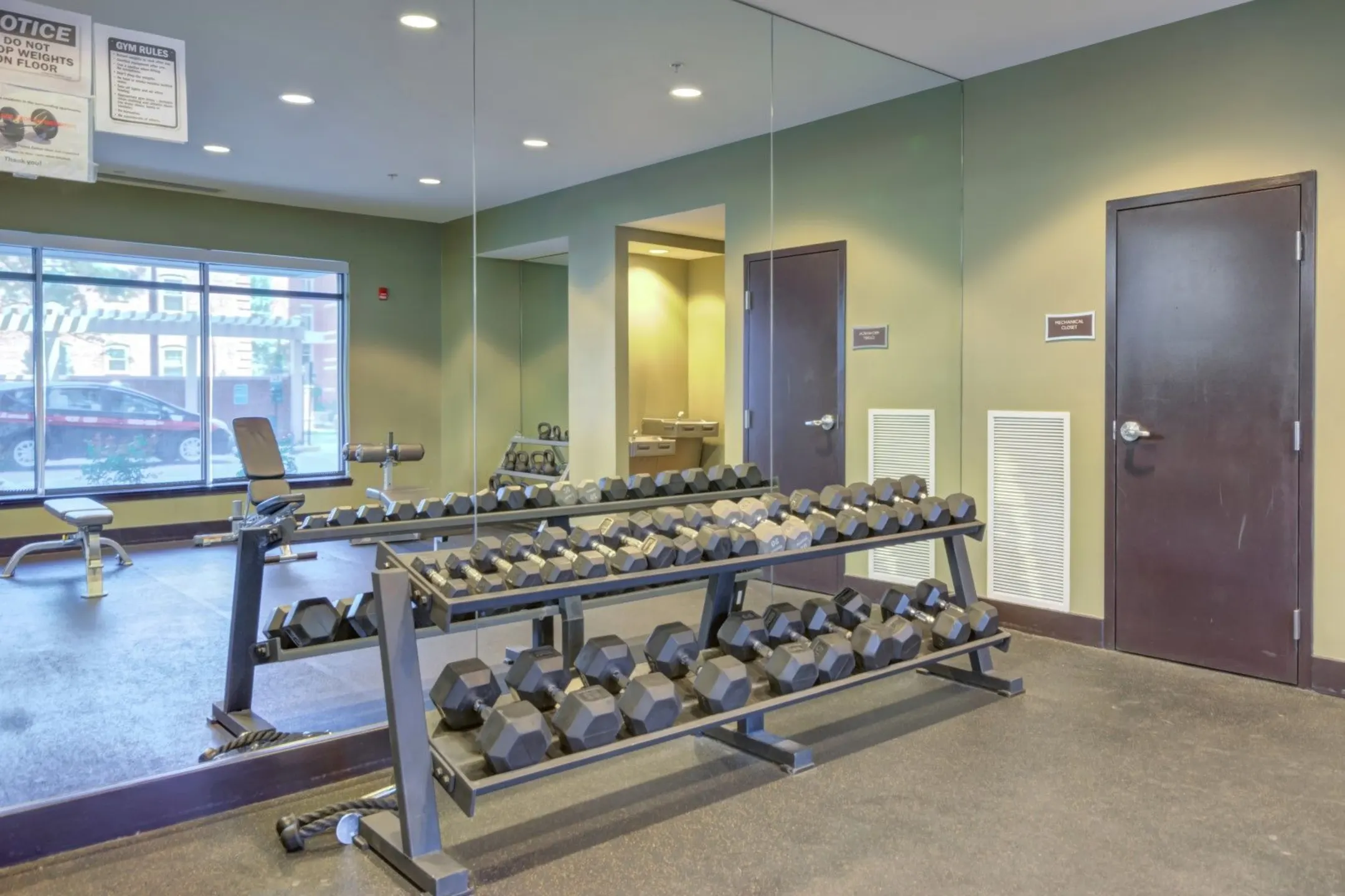 Parc Rosslyn Apartments 1531 N Pierce St Arlington, VA Apartments for Rent Rent.