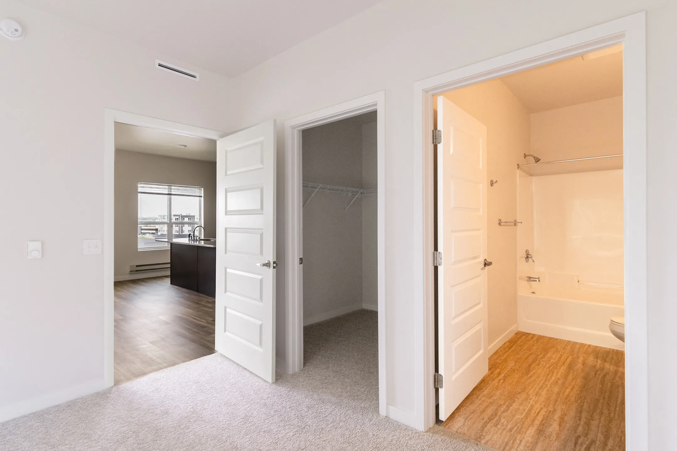 Technology Park Apartments 2712 Commerce Drive Northwest Rochester