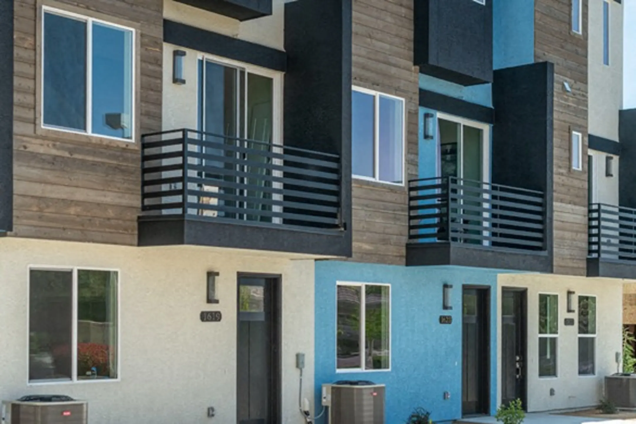 Summit Ridge Townhomes 4873 Summit Ridge Dr Reno, NV Apartments for